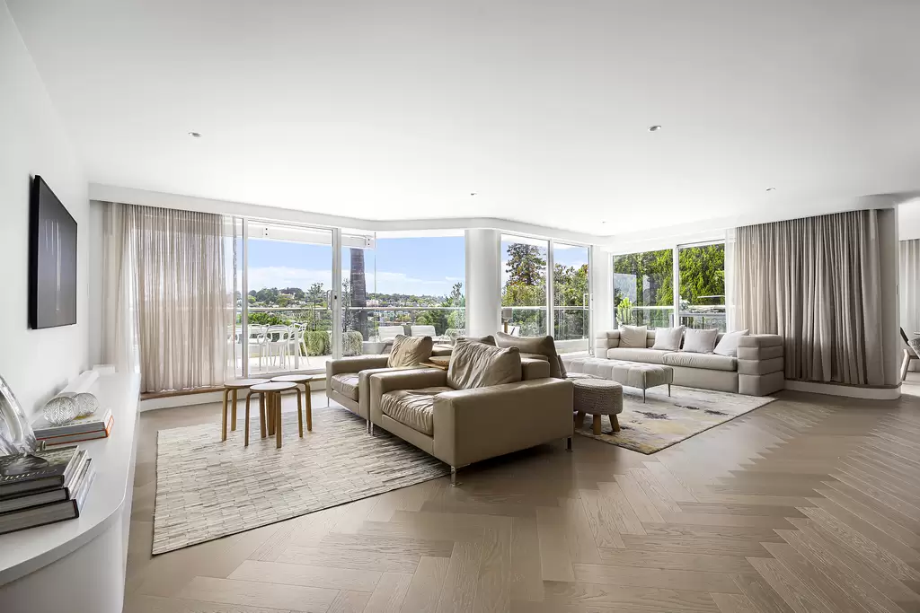 8/39 Sutherland Crescent, Darling Point Sold by Sydney Sotheby's International Realty