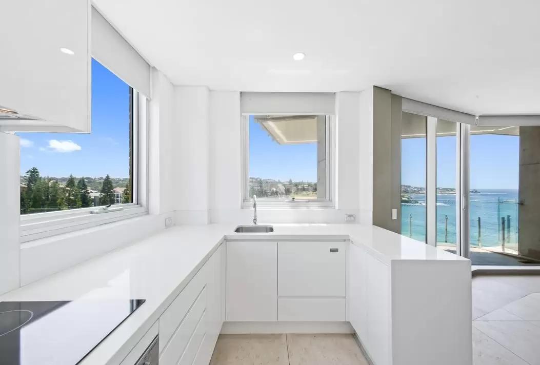 18/58-60 Carr Street, Coogee Sold by Sydney Sotheby's International Realty - image 5