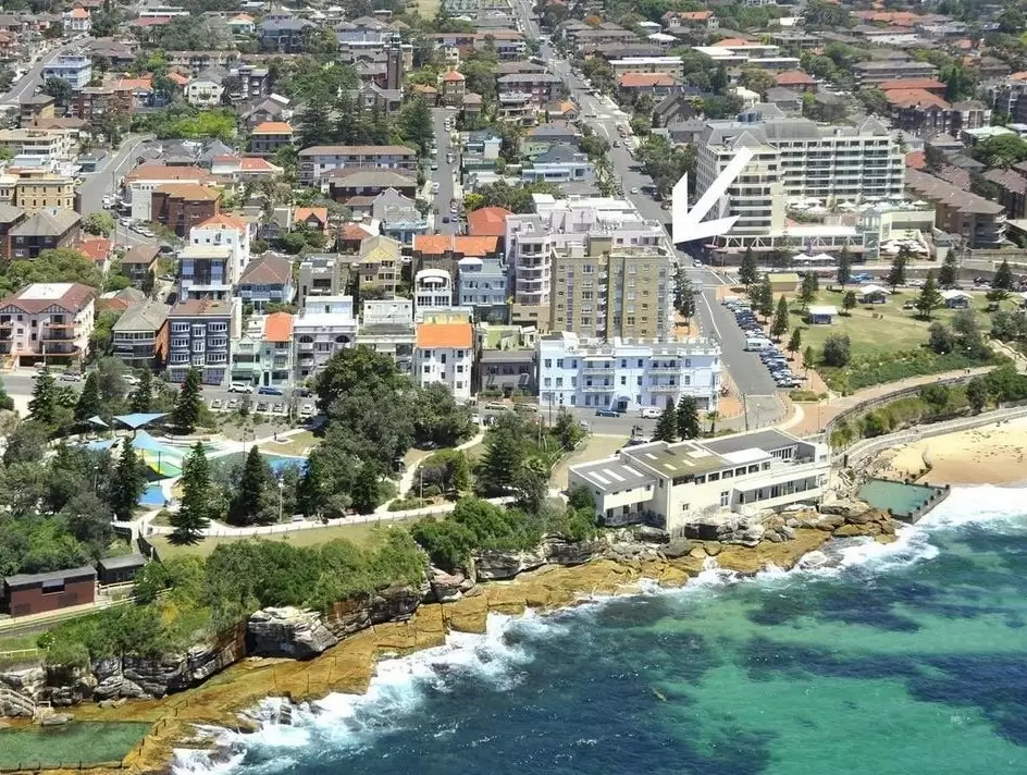 18/58-60 Carr Street, Coogee Sold by Sydney Sotheby's International Realty - image 2