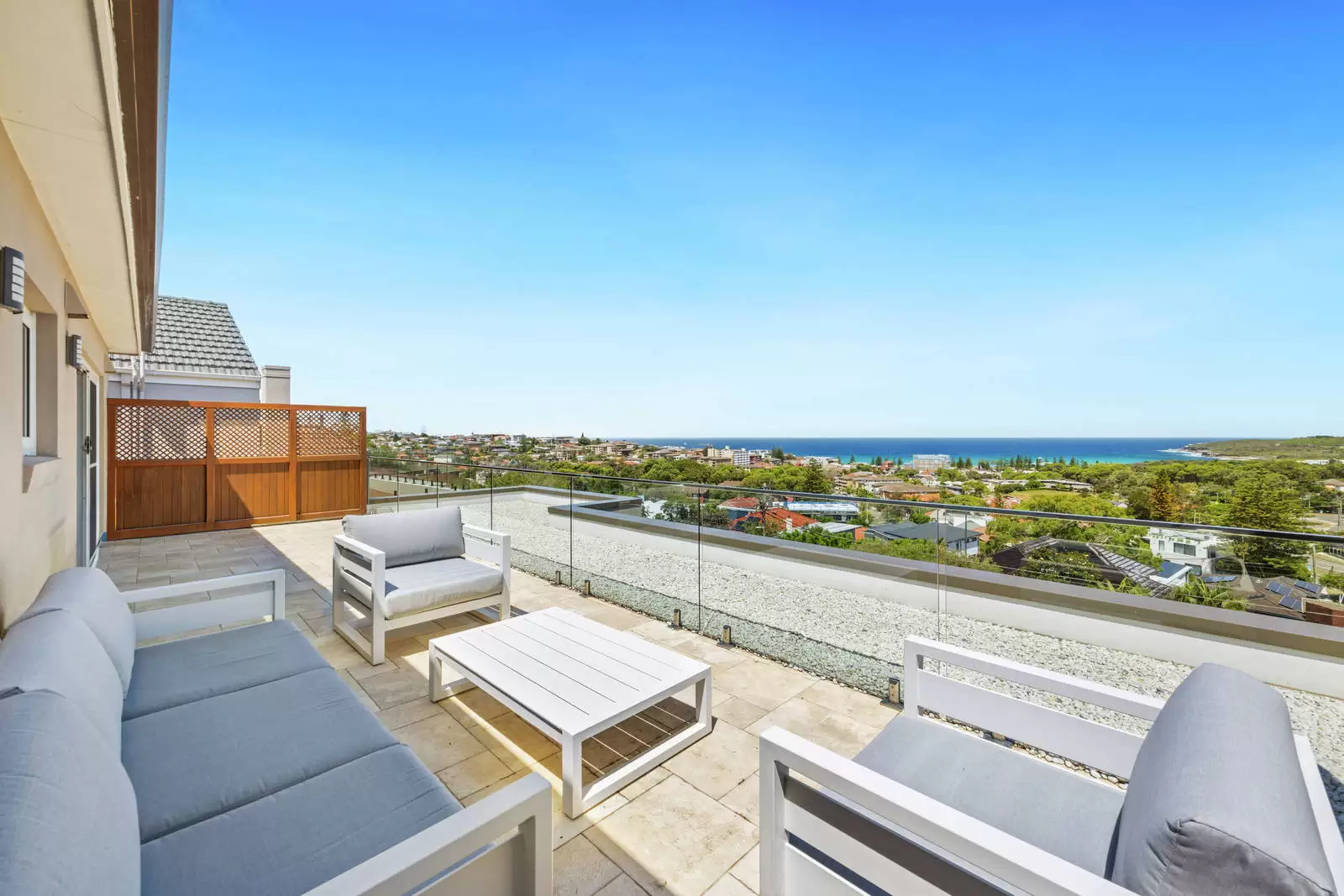 26 French Street, Maroubra Leased by Sydney Sotheby's International Realty - image 1