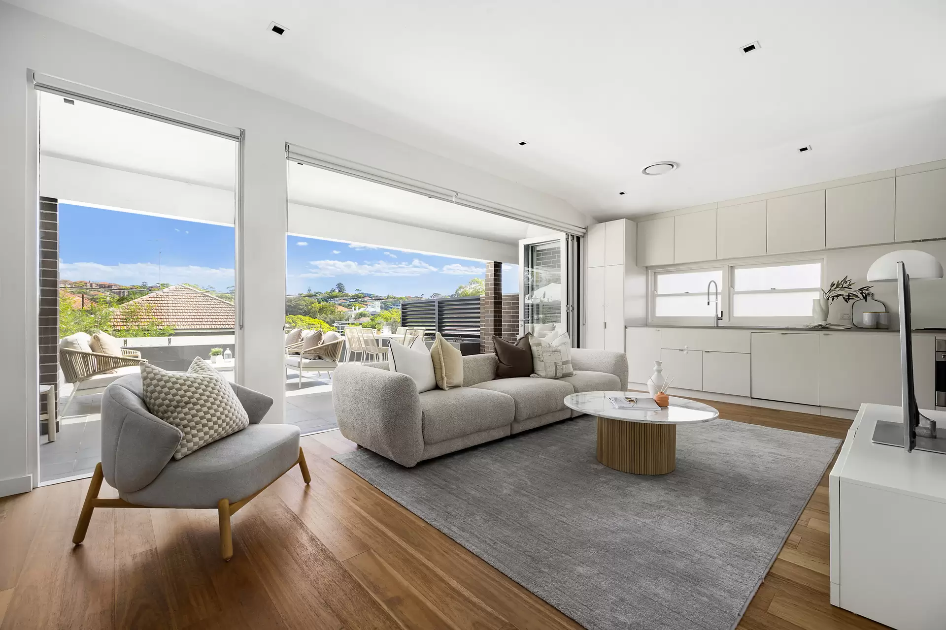 7/9 Glenwood Avenue, Coogee Sold by Sydney Sotheby's International Realty - image 2