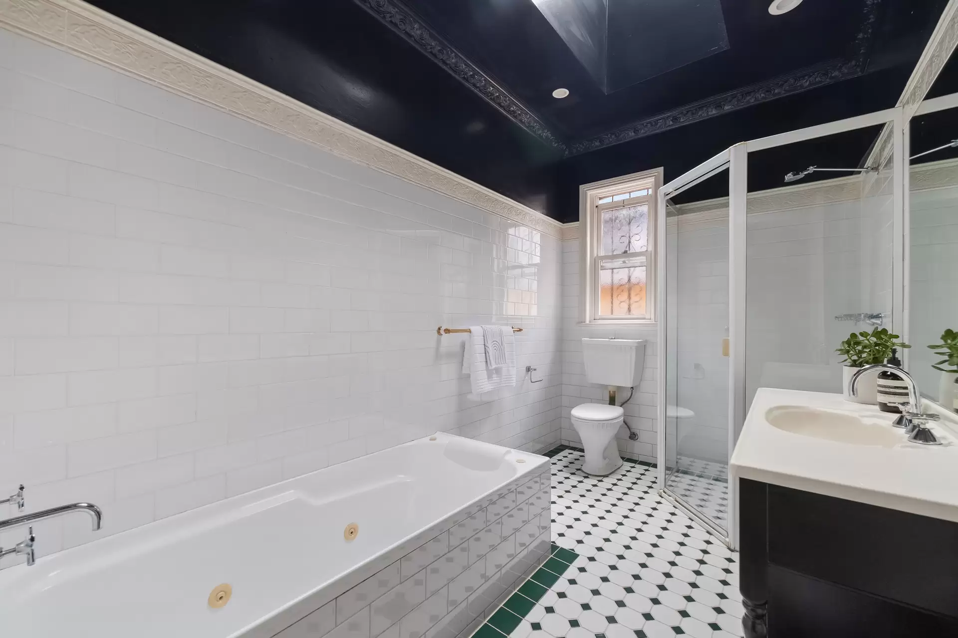 48 Milroy Avenue, Kensington Sold by Sydney Sotheby's International Realty - image 25