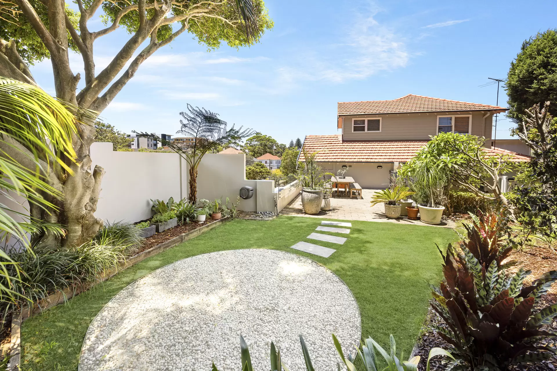 273 Rainbow Street, South Coogee Sold by Sydney Sotheby's International Realty - image 3