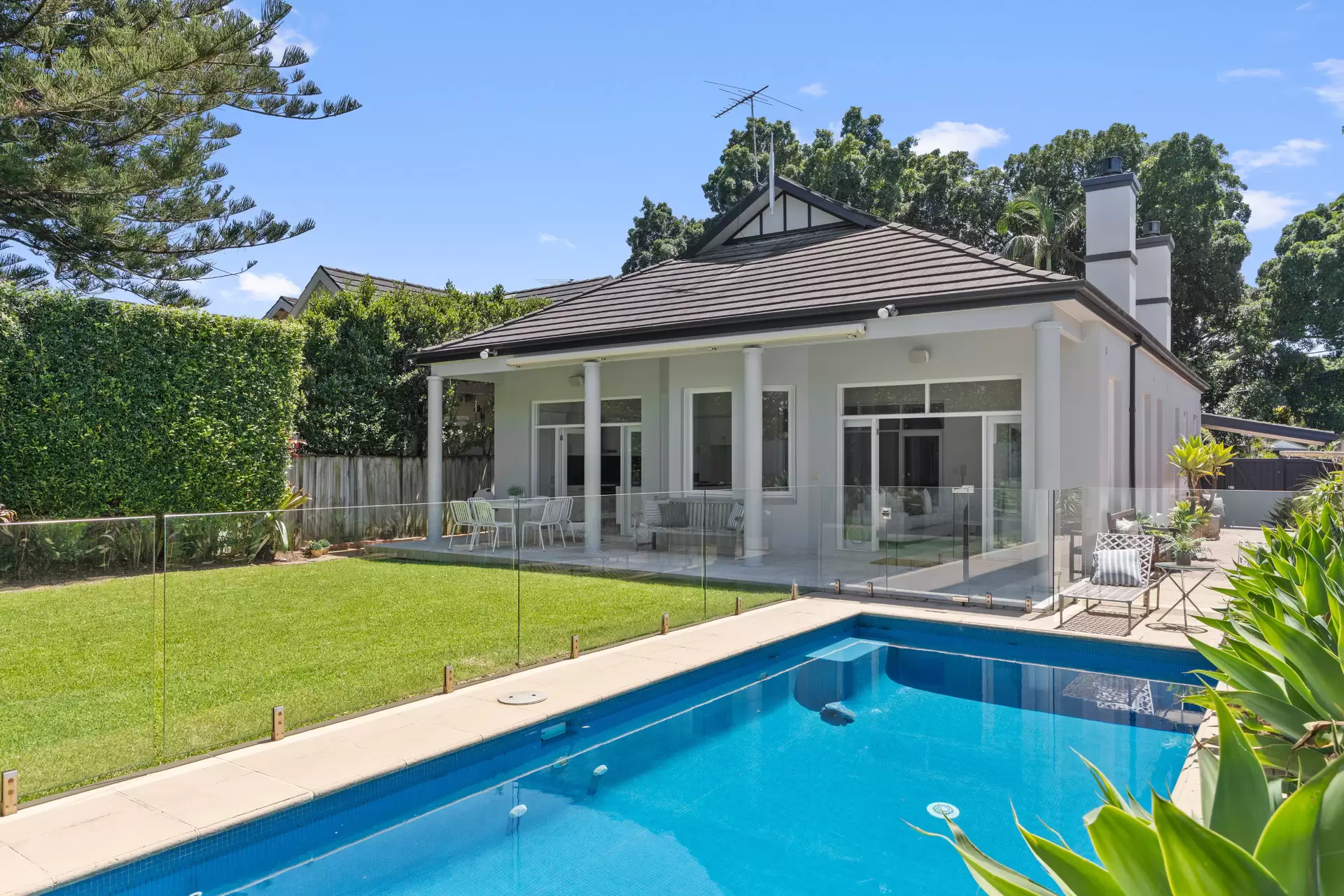 29 Milroy Avenue, Kensington Sold by Sydney Sotheby's International Realty - image 2