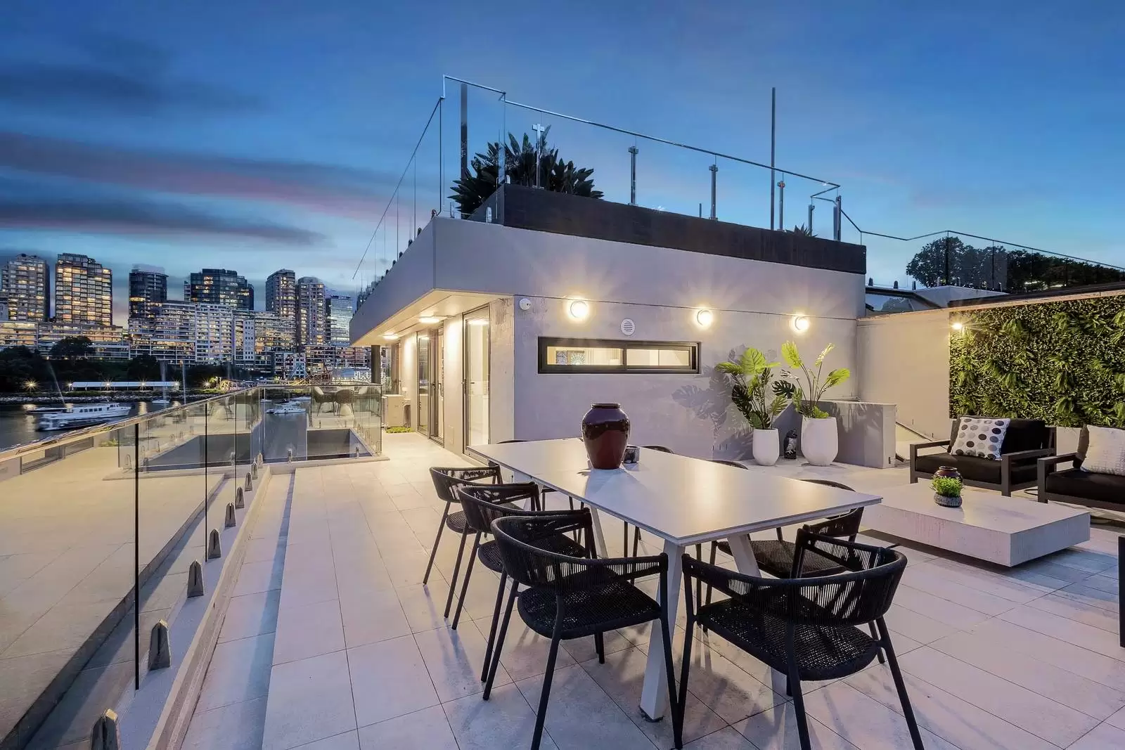 10/33 East Crescent, Mcmahons Point Leased by Sydney Sotheby's International Realty - image 3