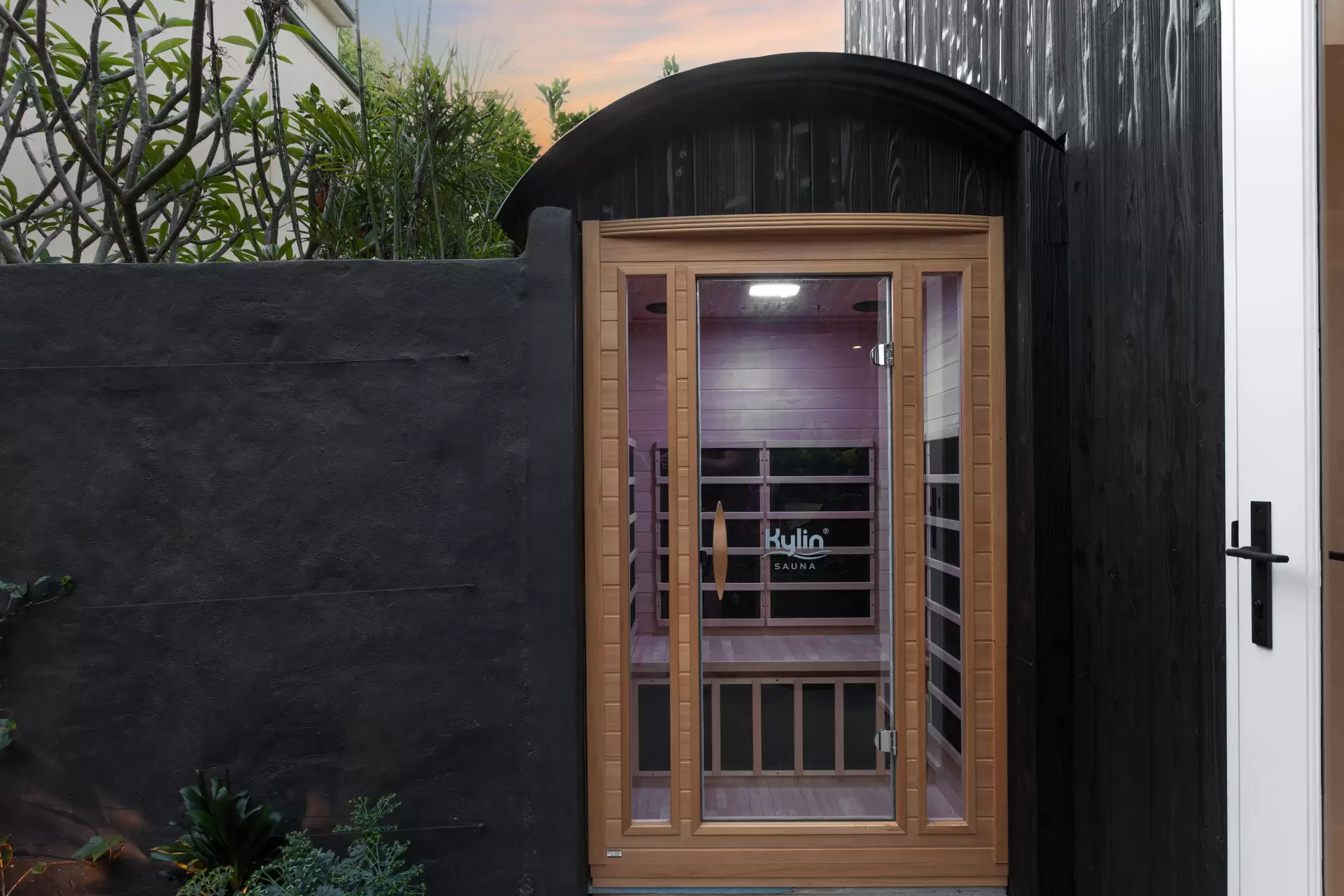 68 Fitzroy Street, Surry Hills Sold by Sydney Sotheby's International Realty - image 1