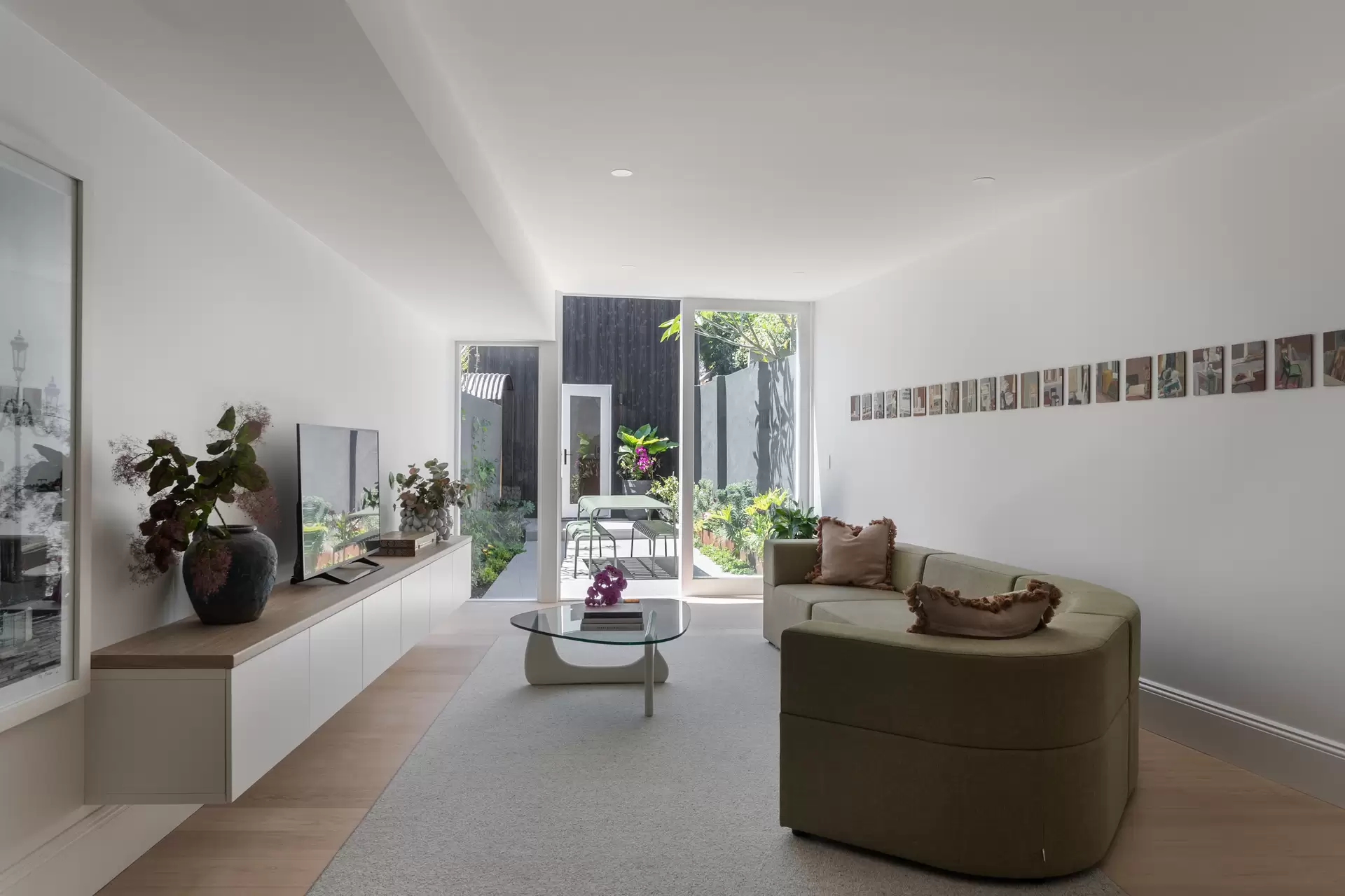 68 Fitzroy Street, Surry Hills Sold by Sydney Sotheby's International Realty - image 1