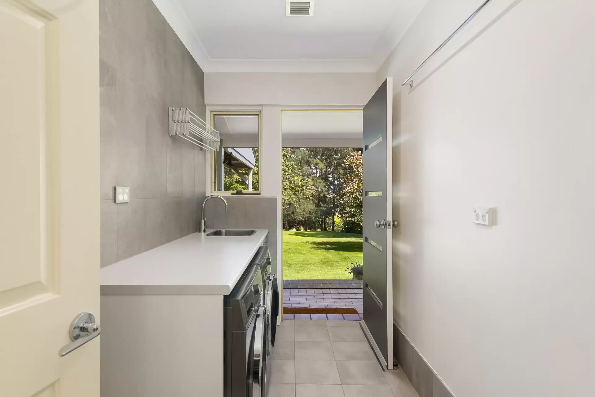 33 Phillip Street, Burradoo For Sale by Sydney Sotheby's International Realty - image 21