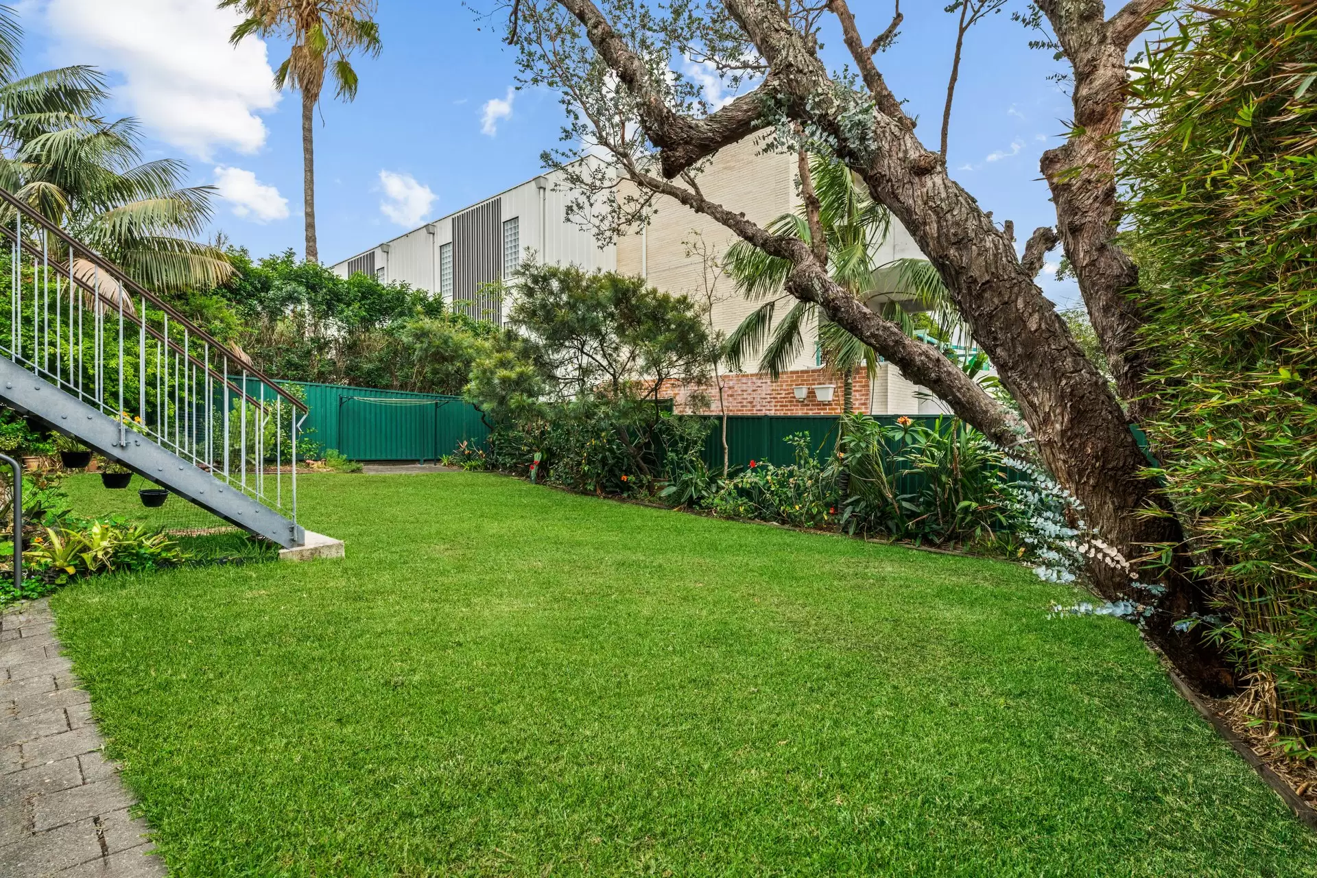 1/63 Carr Street, Coogee Sold by Sydney Sotheby's International Realty - image 1