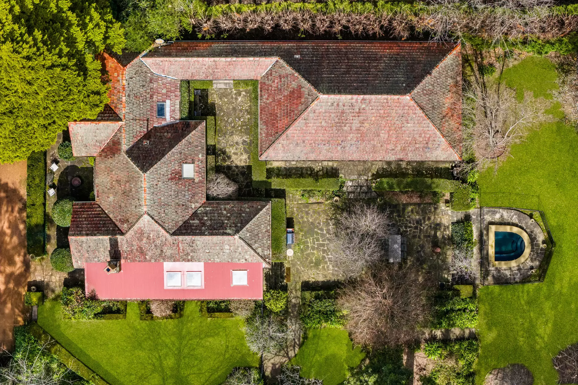 39 Links Road, Burradoo Sold by Sydney Sotheby's International Realty - image 2