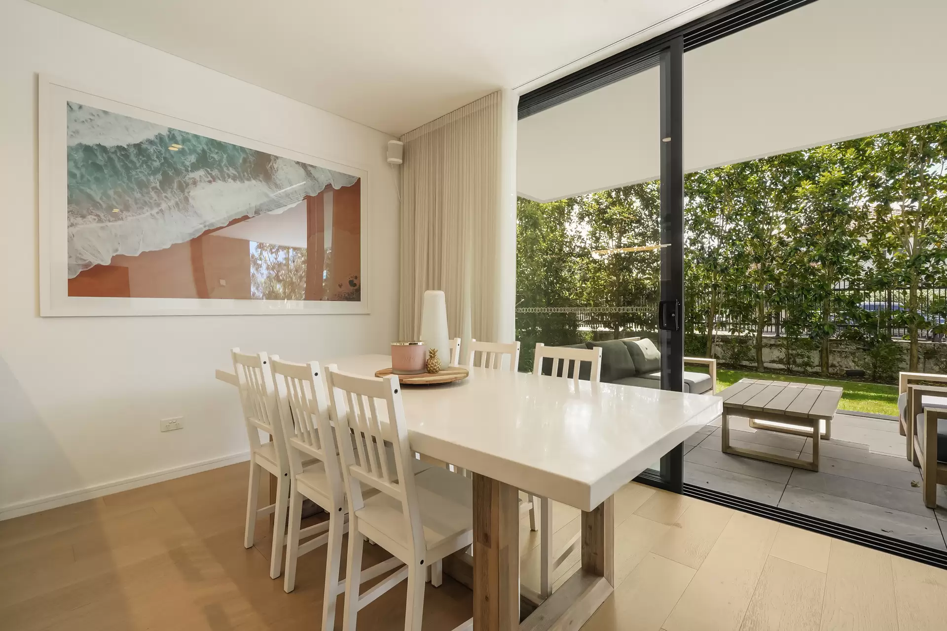 2/48 Dudley Street, Coogee Sold by Sydney Sotheby's International Realty - image 1