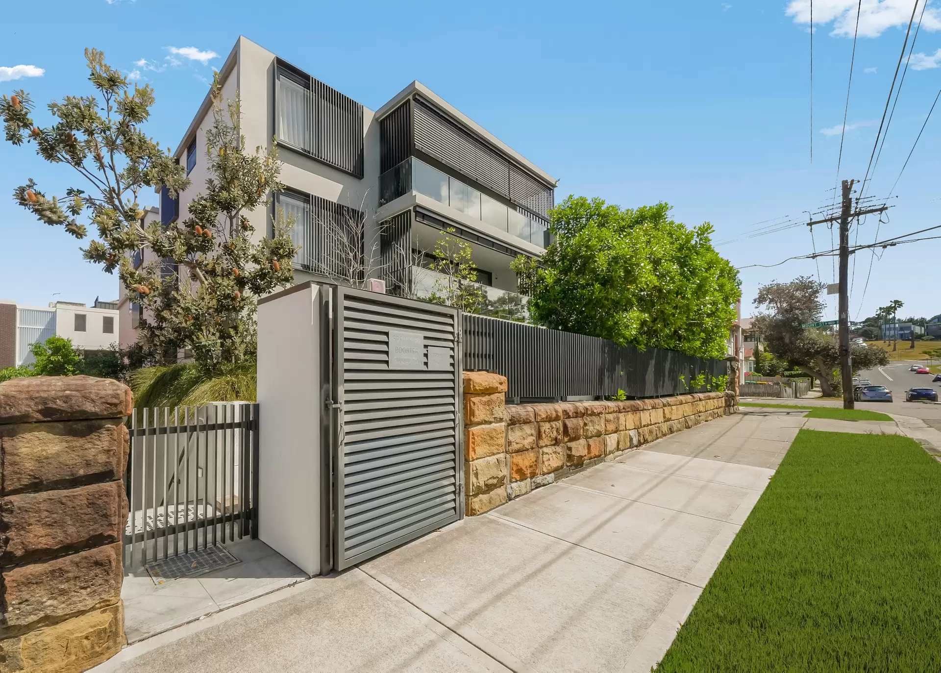 2/48 Dudley Street, Coogee Sold by Sydney Sotheby's International Realty - image 1