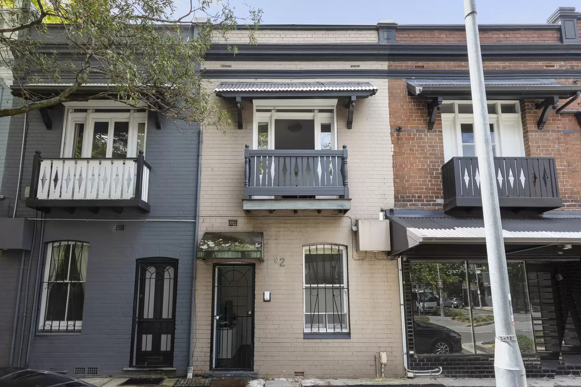 82 Nicholson Street, Woolloomooloo Sold by Sydney Sotheby's International Realty - image 1