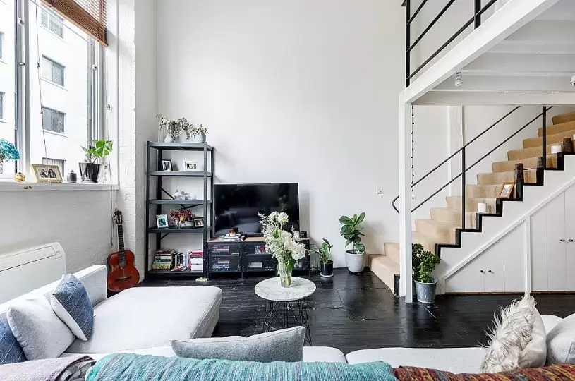 106/66 McLachlan Avenue, Darlinghurst Sold by Sydney Sotheby's International Realty - image 2