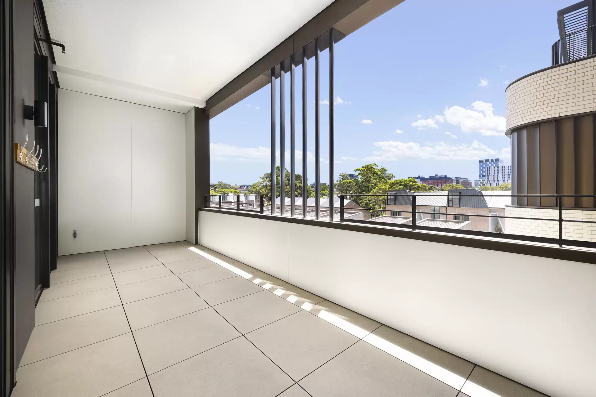 311/30 Young Street, Randwick Sold by Sydney Sotheby's International Realty - image 2