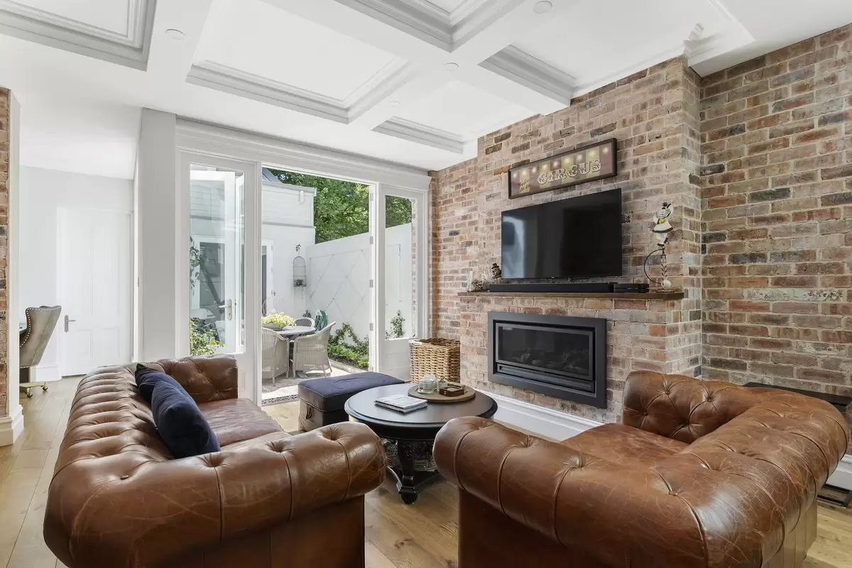 74 Great Buckingham Street, Redfern Sold by Sydney Sotheby's International Realty - image 7
