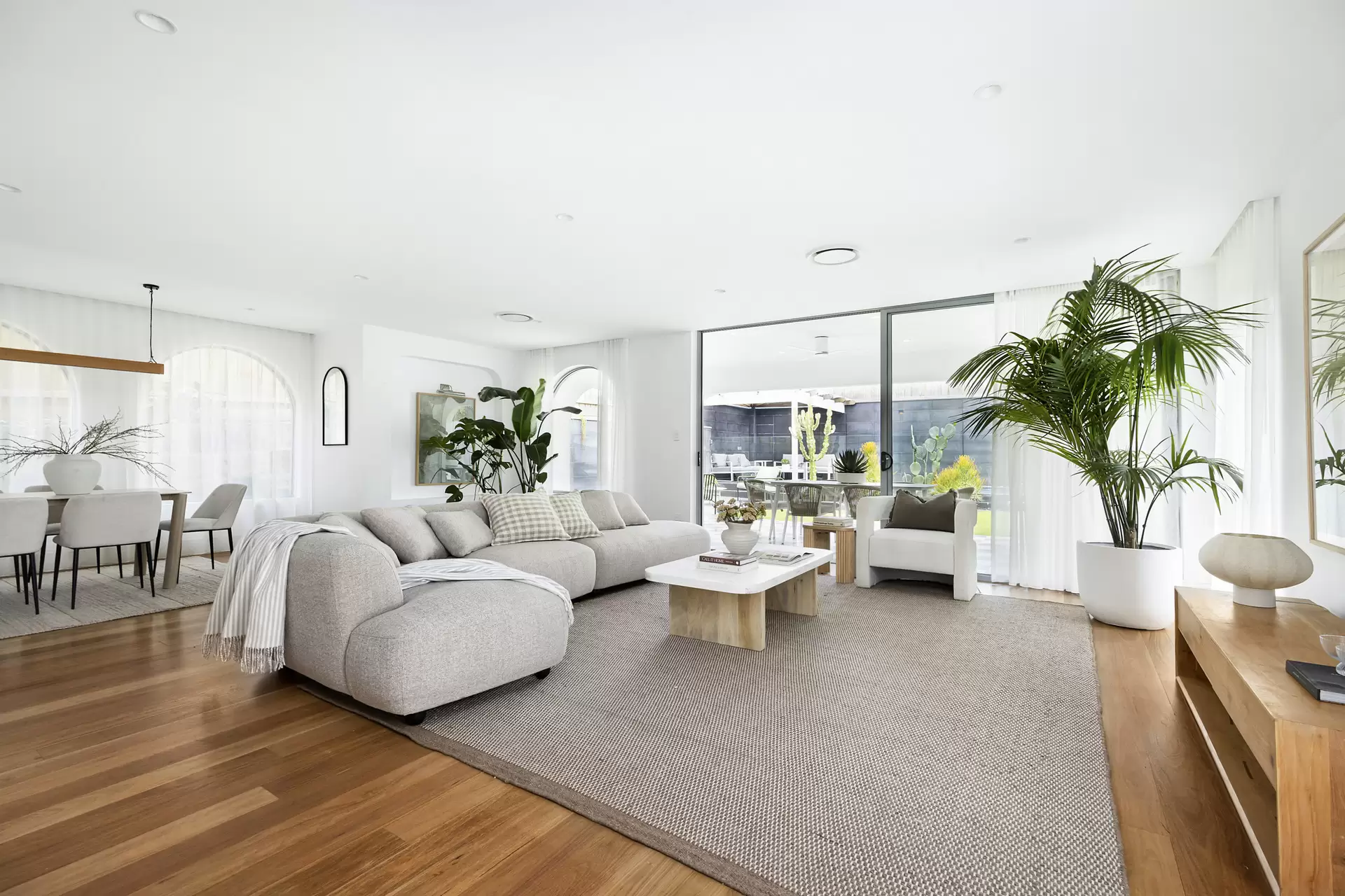 28 Stewart Street, Randwick Sold by Sydney Sotheby's International Realty - image 1