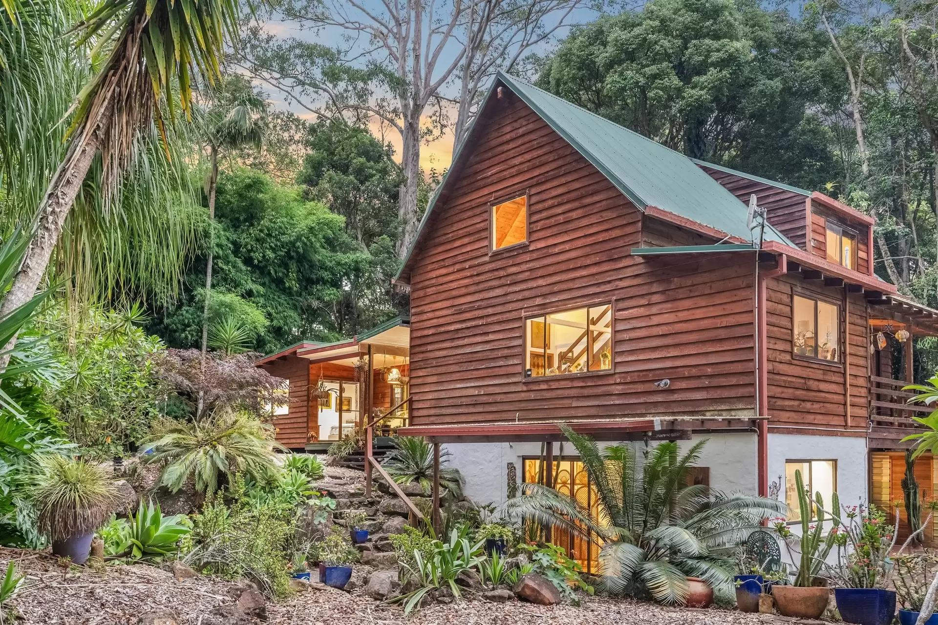 9 Brookview Court, Ewingsdale Sold by Sydney Sotheby's International Realty - image 2