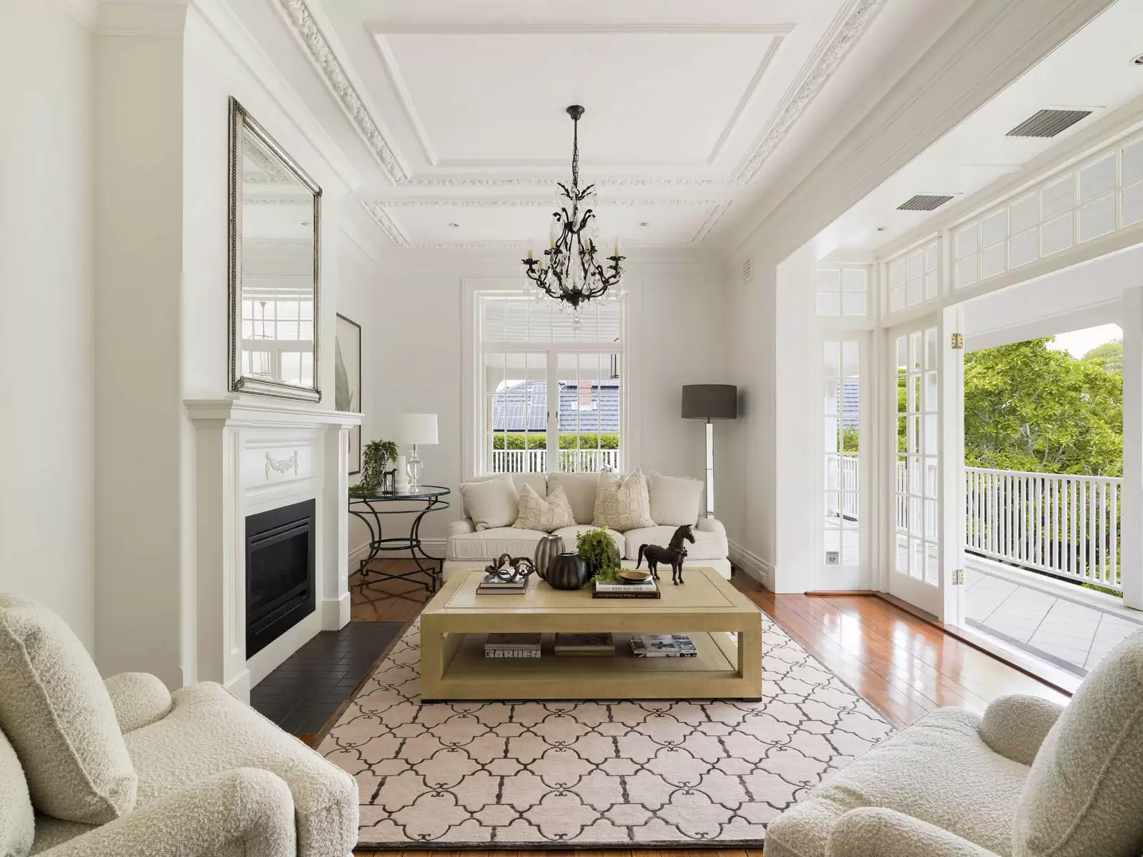 30 Powell Street, Killara Sold by Sydney Sotheby's International Realty - image 4