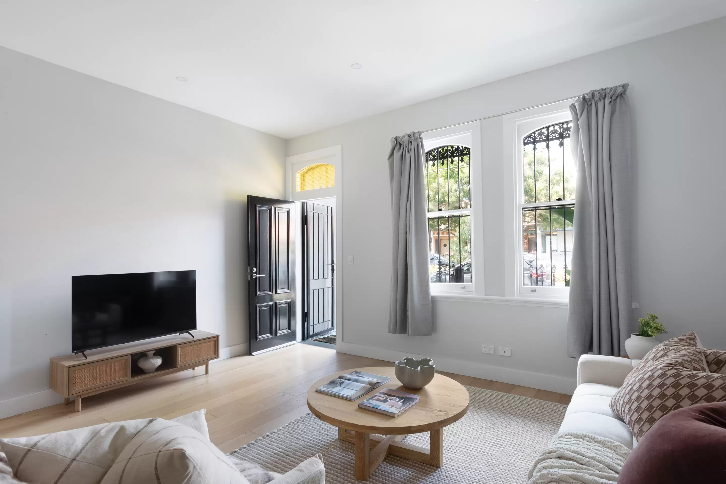 10 Thurlow Street, Redfern Sold by Sydney Sotheby's International Realty - image 11