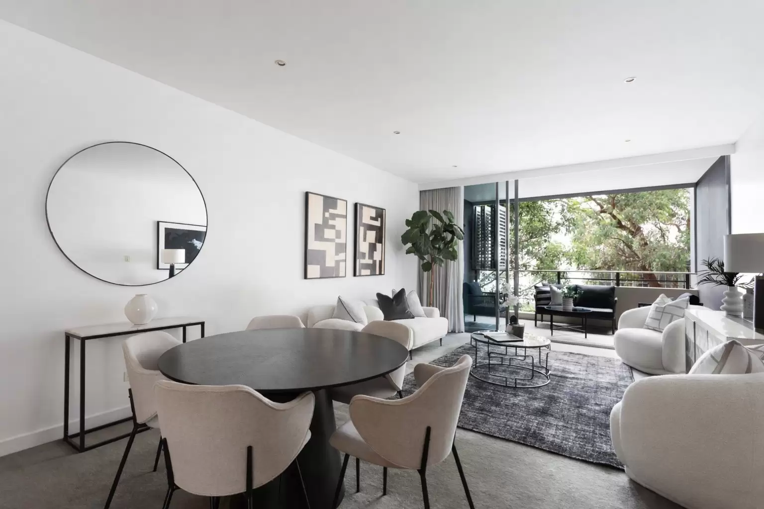 216/50 McLachlan Avenue, Darlinghurst Sold by Sydney Sotheby's International Realty - image 2