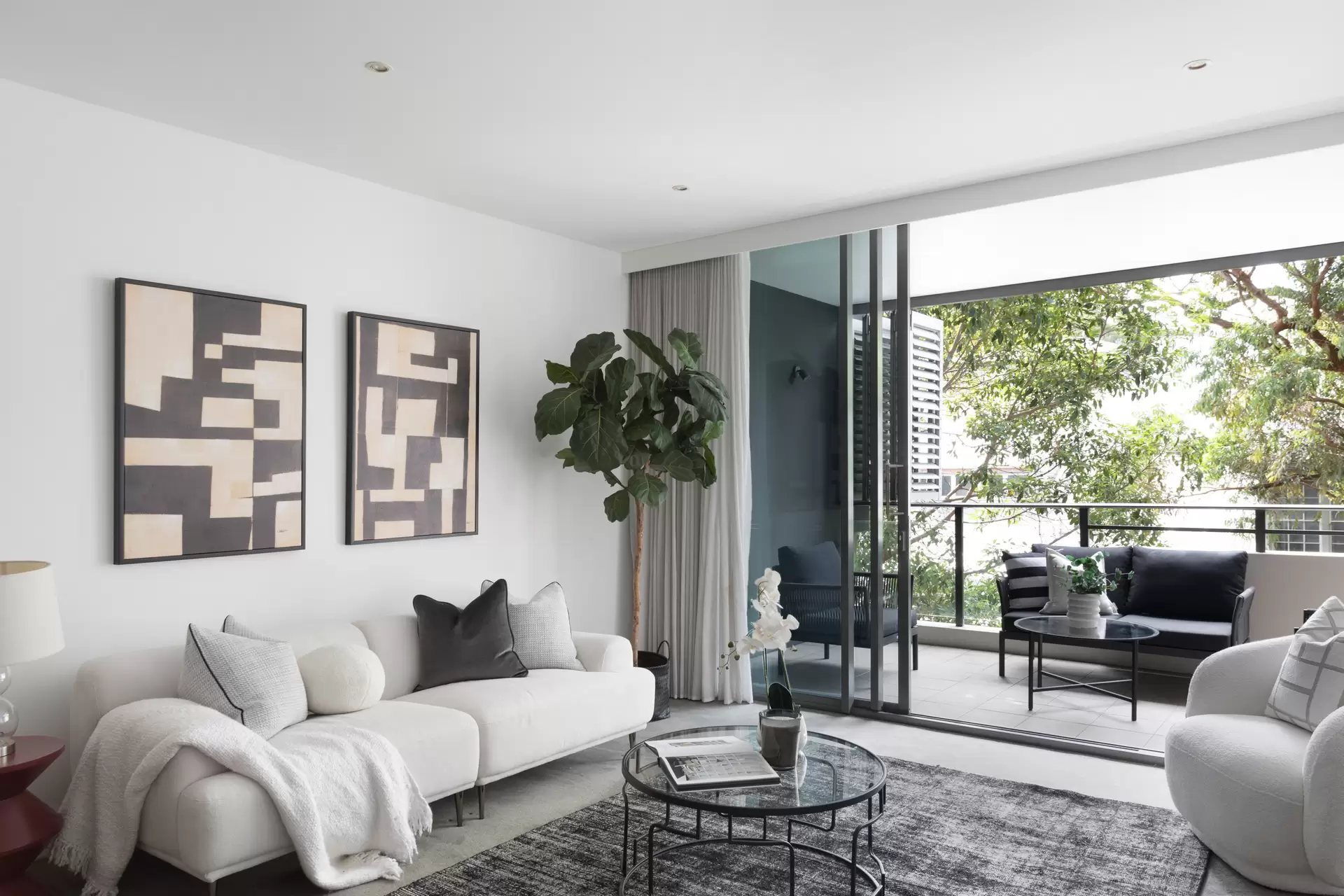 216/50 McLachlan Avenue, Darlinghurst Sold by Sydney Sotheby's International Realty - image 1