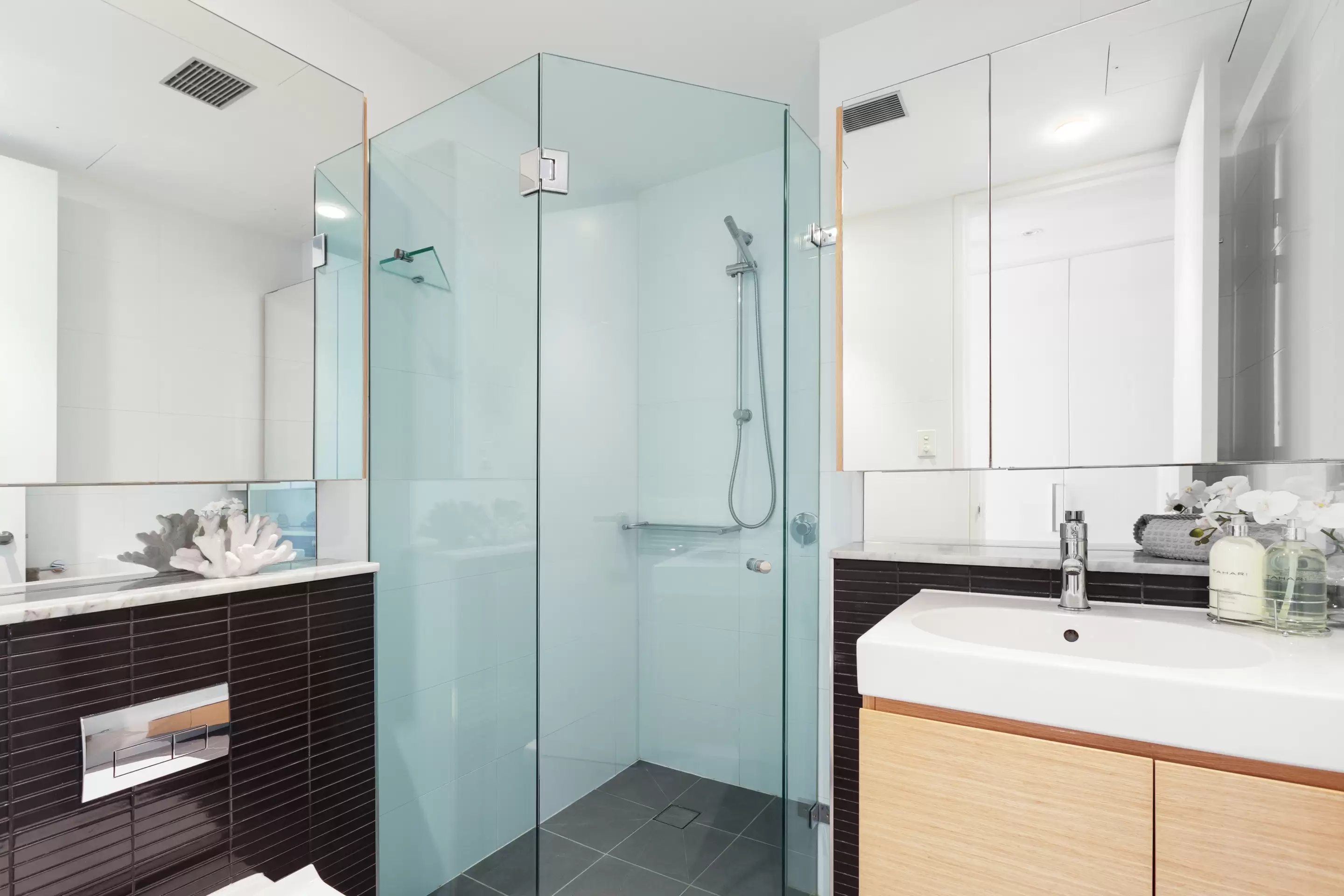 216/50 McLachlan Avenue, Darlinghurst Sold by Sydney Sotheby's International Realty - image 12