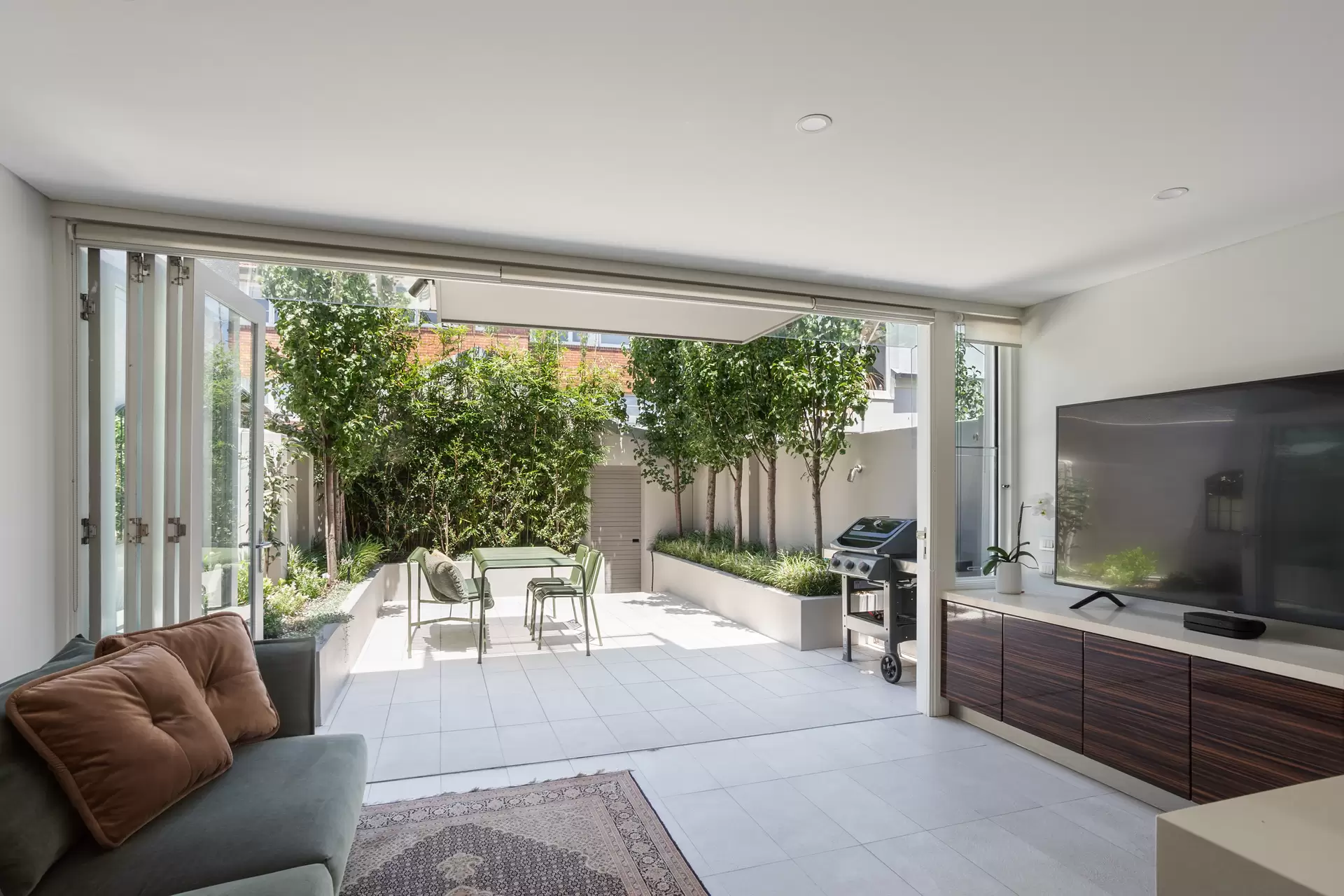 45 Queen Street, Woollahra Sold by Sydney Sotheby's International Realty - image 1