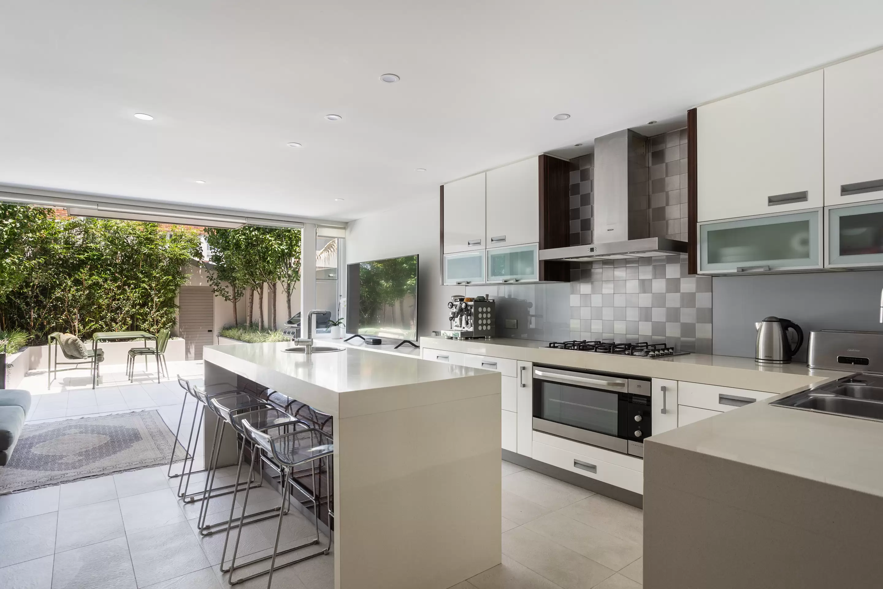 45 Queen Street, Woollahra Sold by Sydney Sotheby's International Realty - image 7