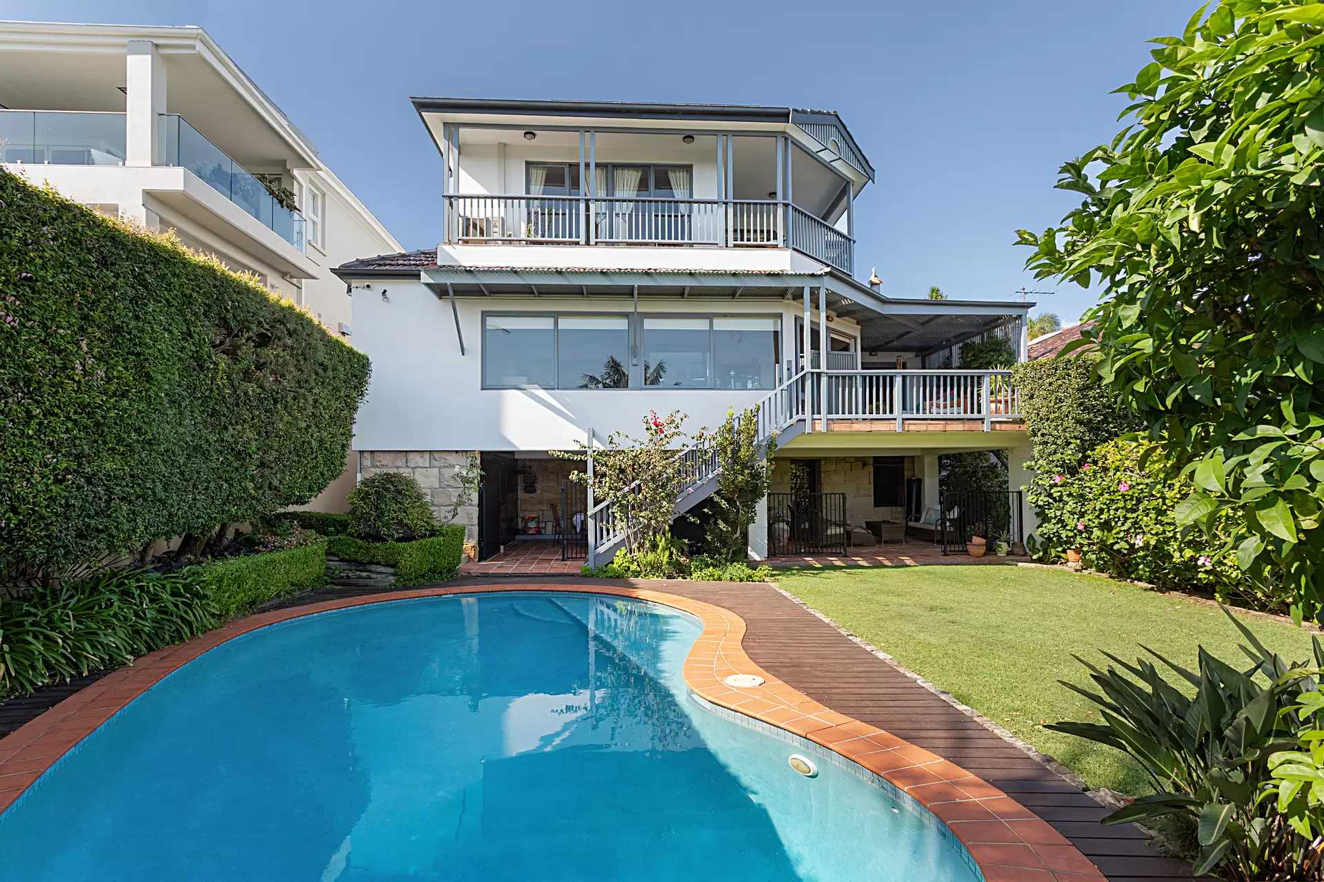 83 Kings Road, Vaucluse Sold by Sydney Sotheby's International Realty - image 1