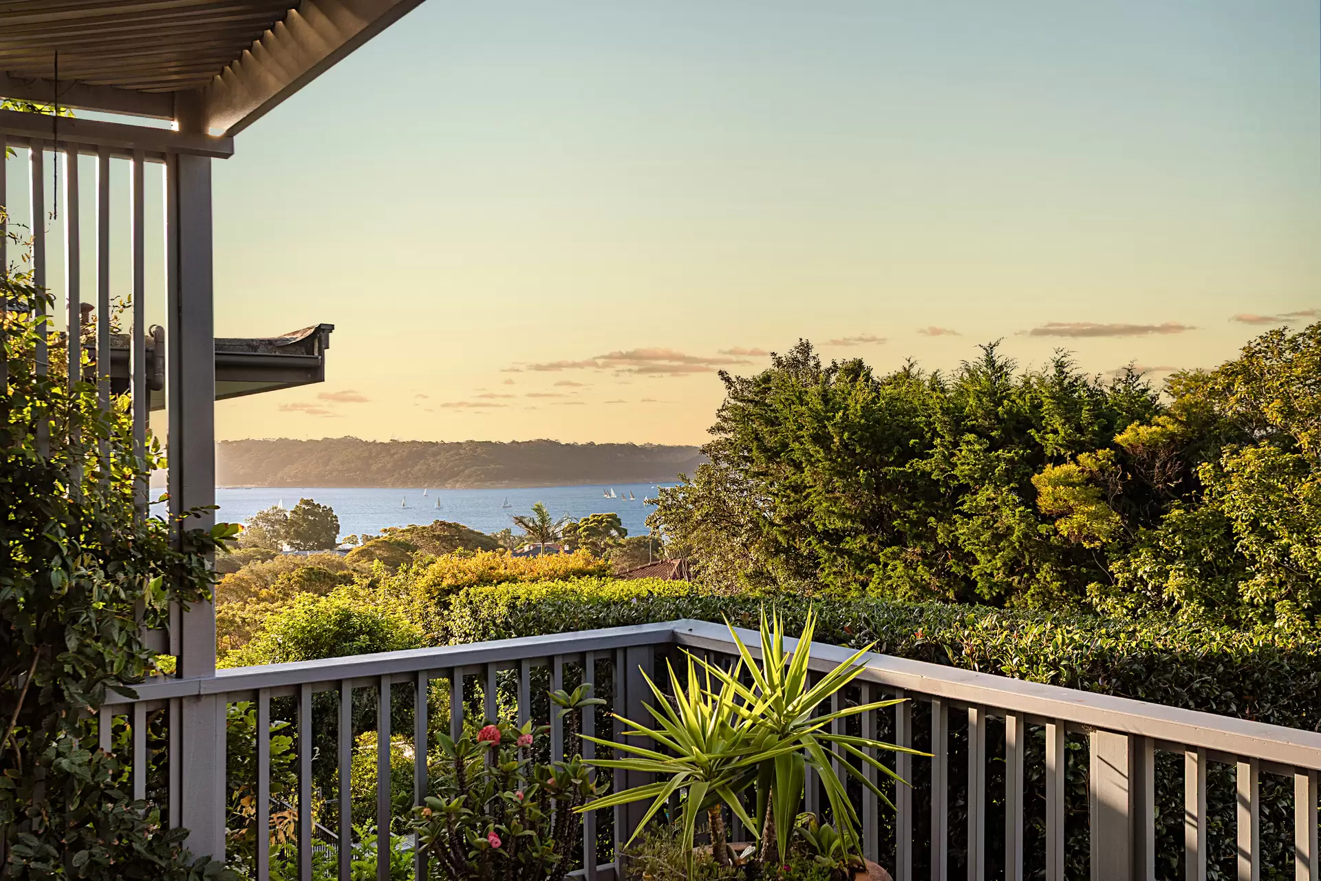 83 Kings Road, Vaucluse Sold by Sydney Sotheby's International Realty - image 1