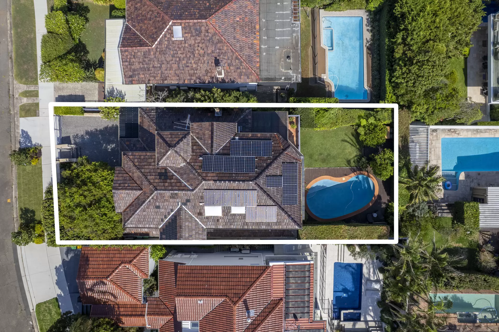 83 Kings Road, Vaucluse Sold by Sydney Sotheby's International Realty - image 1