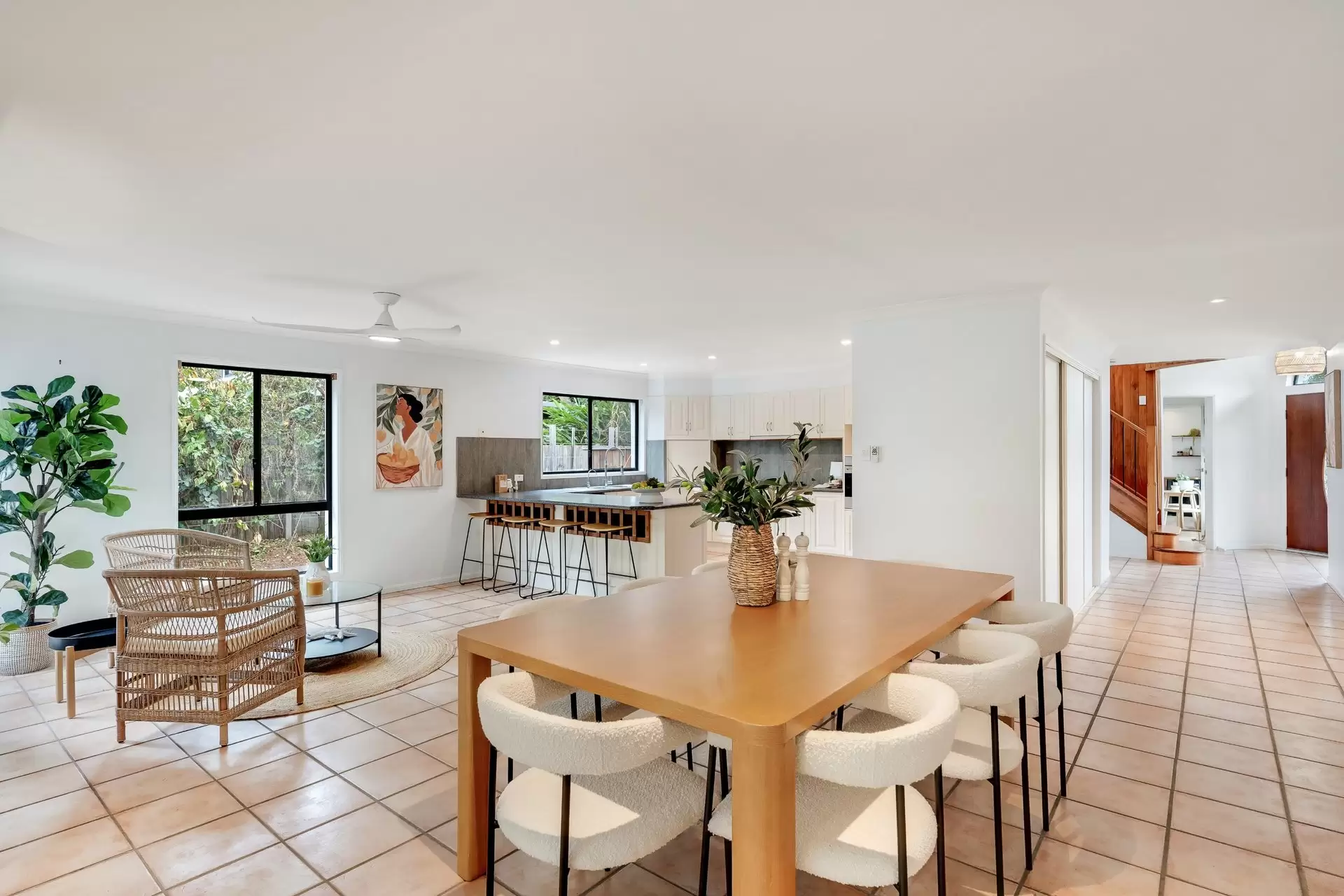 4 Dugun Court, Ocean Shores Sold by Sydney Sotheby's International Realty - image 6