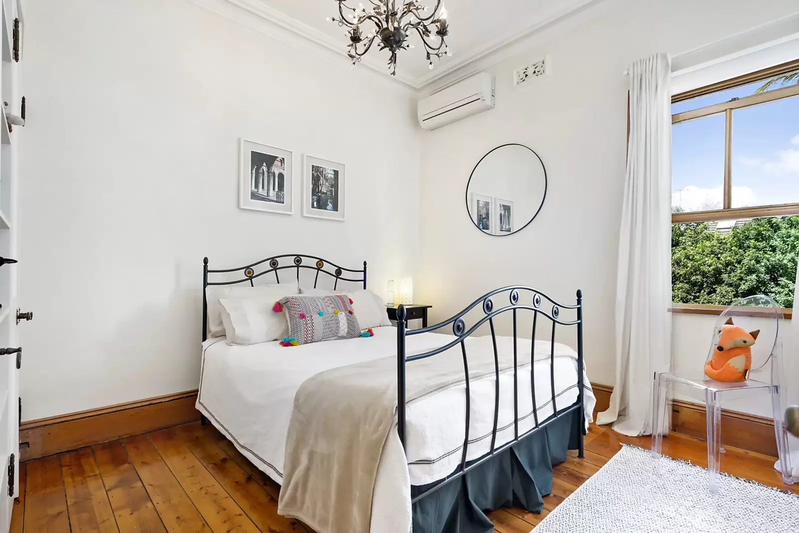 12 Ferry Road, Glebe For Sale by Sydney Sotheby's International Realty - image 4