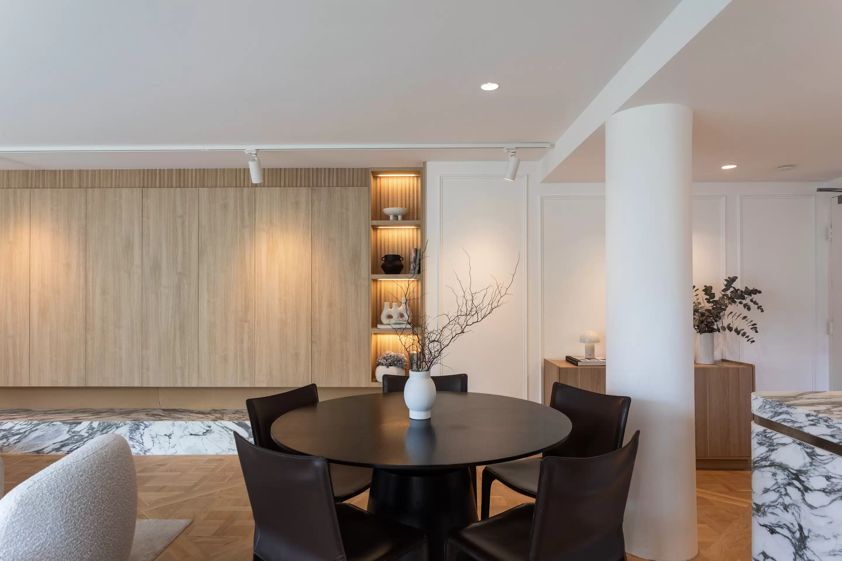 15/4 Mitchell Road, Darling Point For Sale by Sydney Sotheby's International Realty - image 3