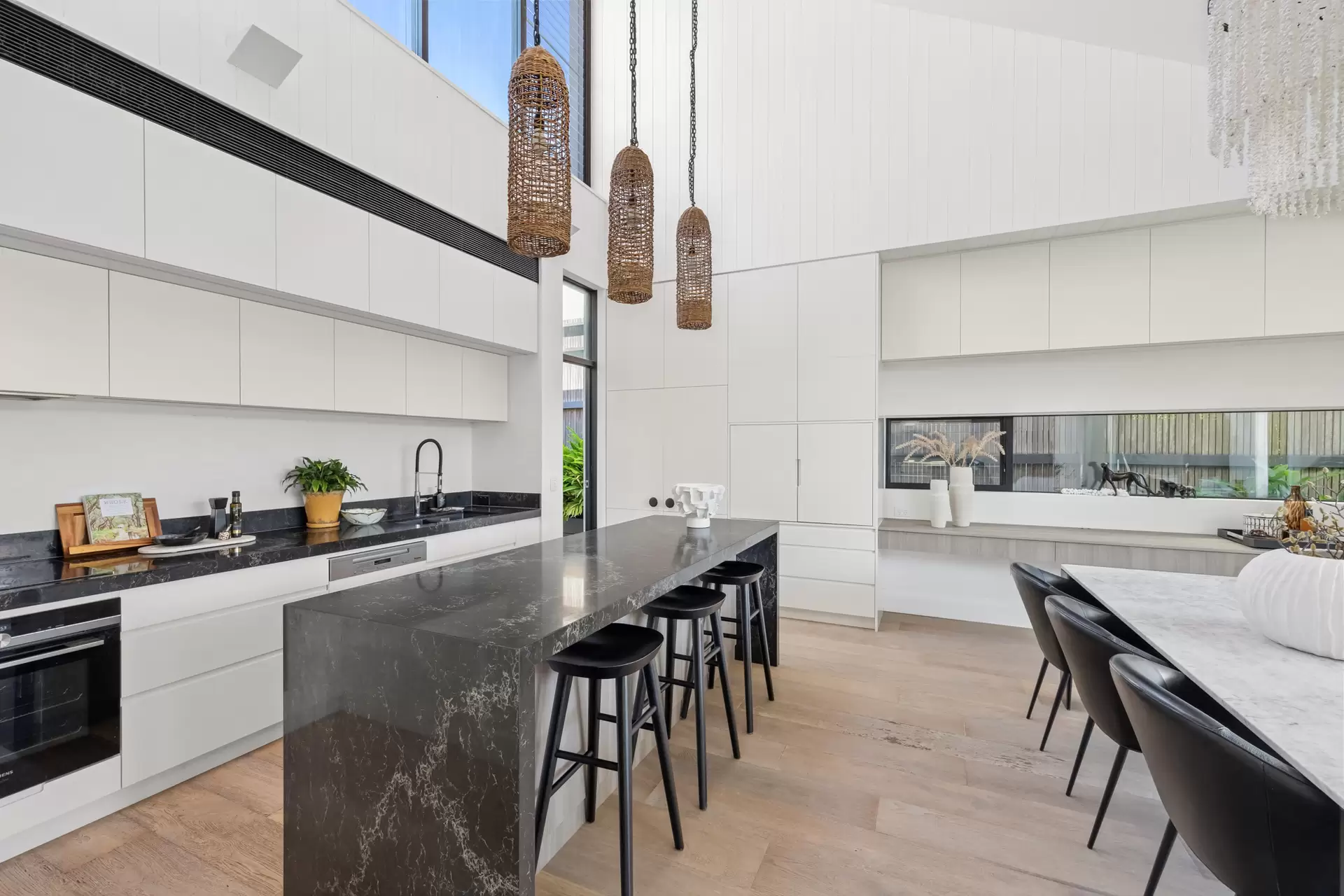 3 Athol Street, South Coogee Sold by Sydney Sotheby's International Realty - image 3