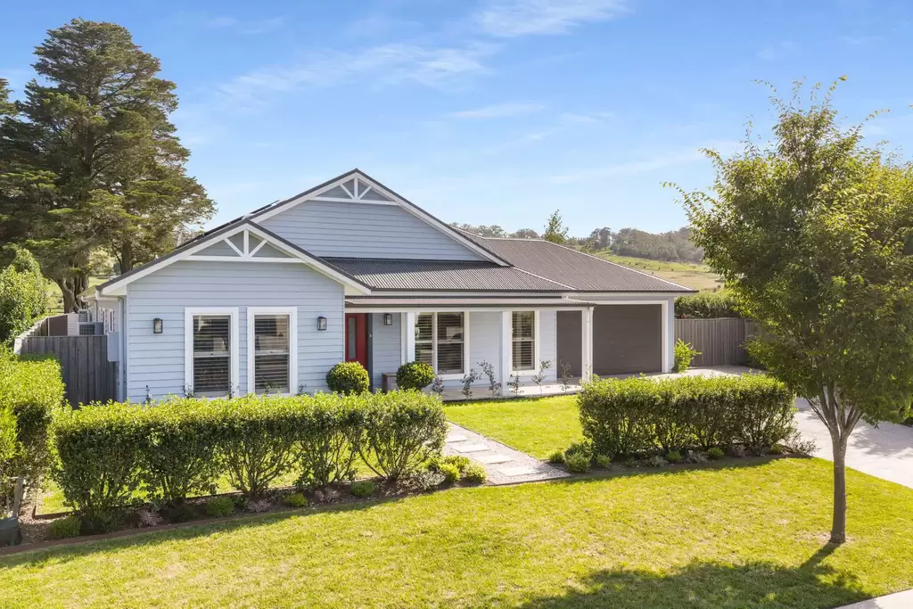 47 Sir James Fairfax Circuit, Bowral Sold by Sydney Sotheby's International Realty
