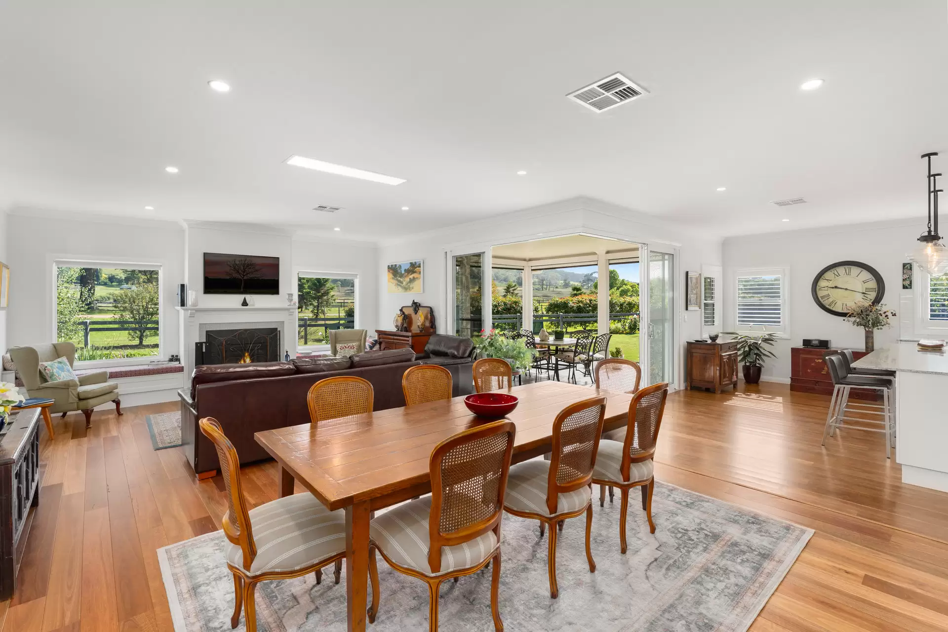 47 Sir James Fairfax Circuit, Bowral Sold by Sydney Sotheby's International Realty - image 8