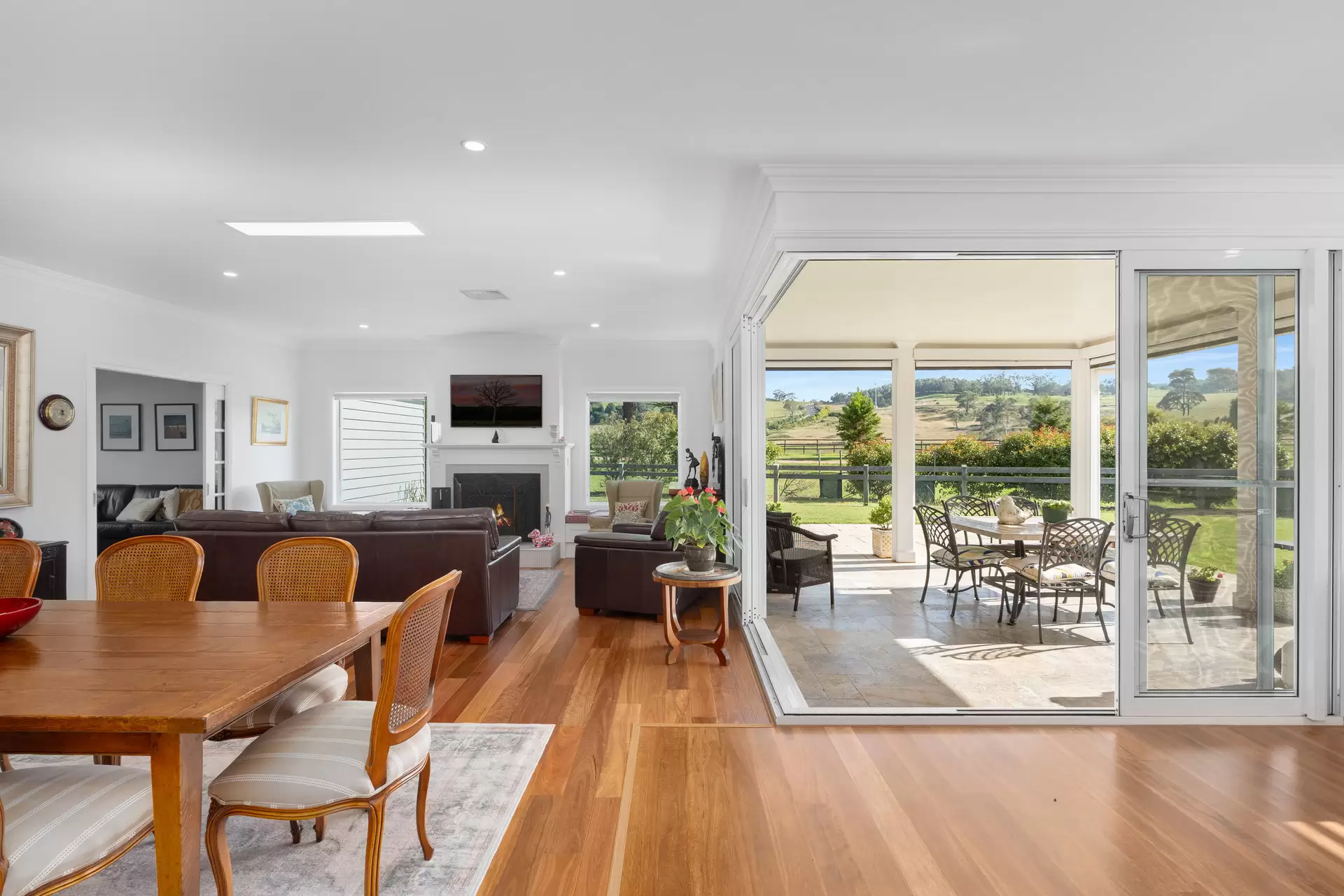 47 Sir James Fairfax Circuit, Bowral Sold by Sydney Sotheby's International Realty - image 9