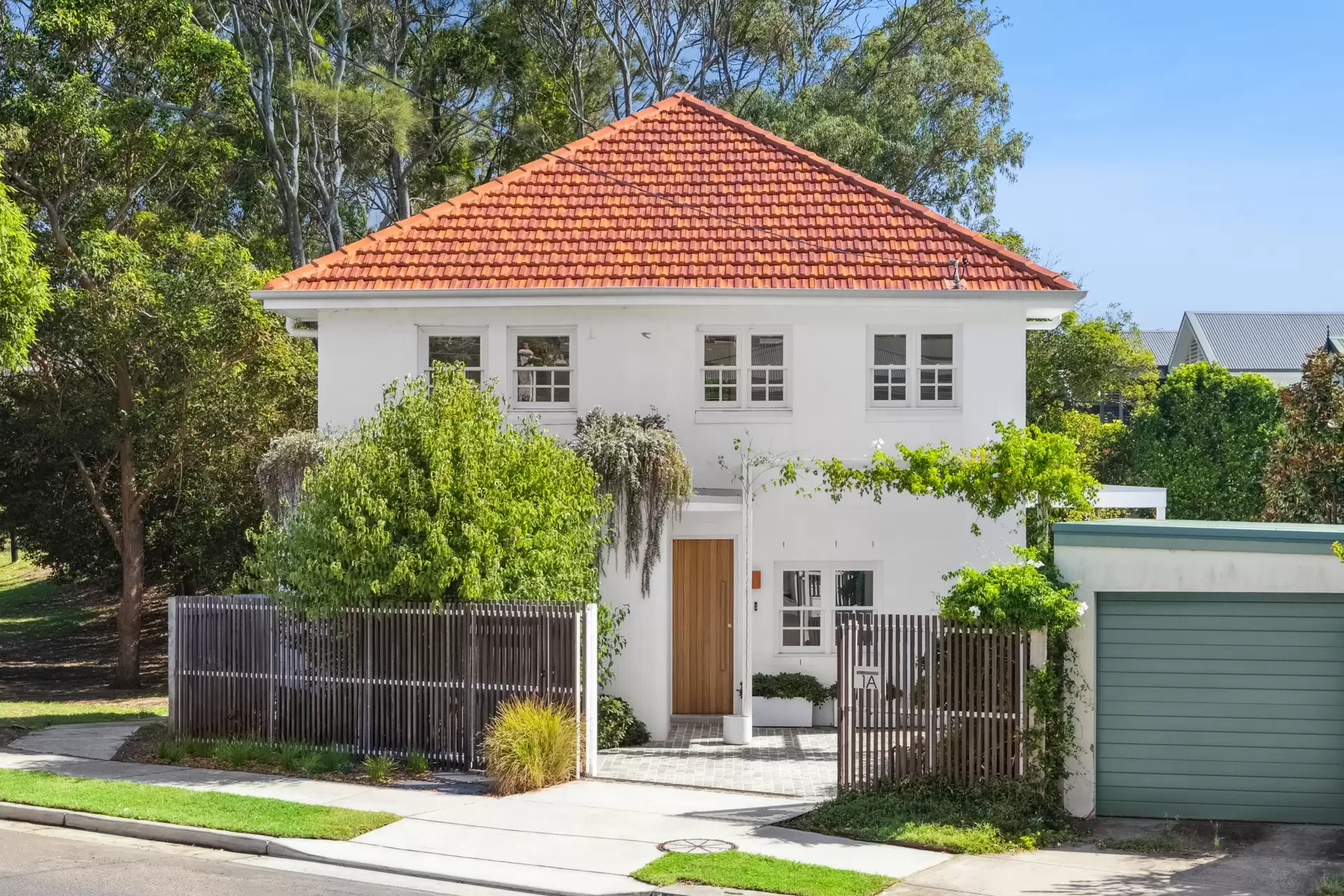 1A Burnie Street, Clovelly Sold by Sydney Sotheby's International Realty - image 1