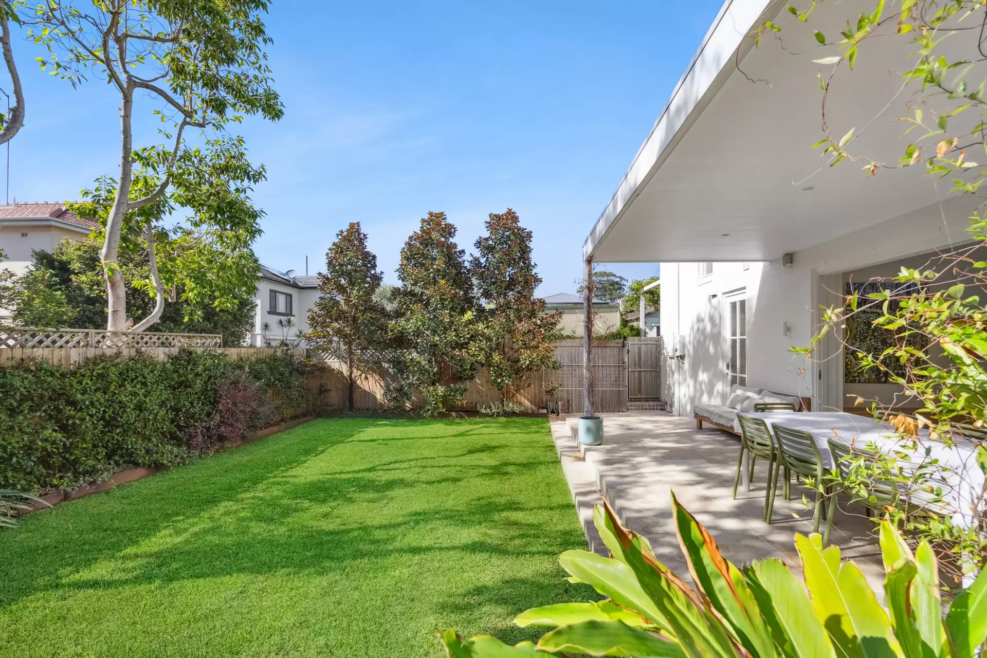 1A Burnie Street, Clovelly Sold by Sydney Sotheby's International Realty - image 2