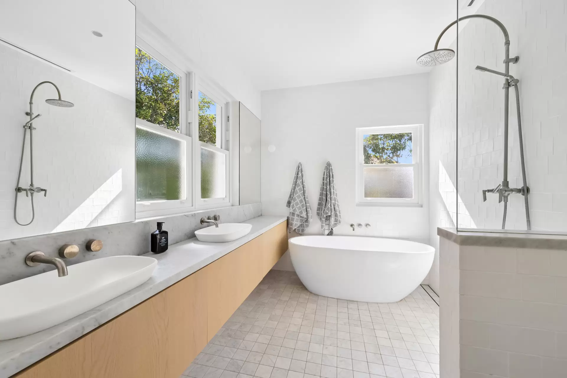 1A Burnie Street, Clovelly Sold by Sydney Sotheby's International Realty - image 15