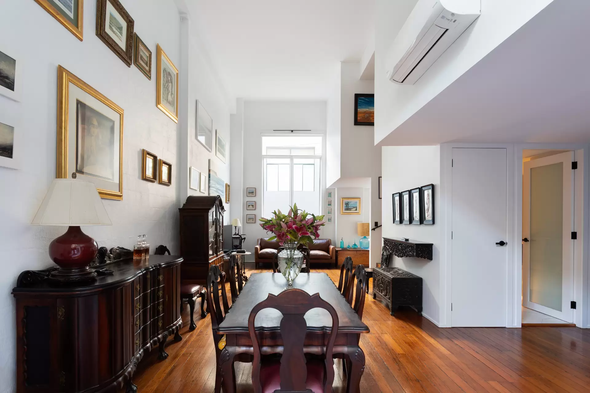 4/92-96 Albion Street, Surry Hills Sold by Sydney Sotheby's International Realty - image 1