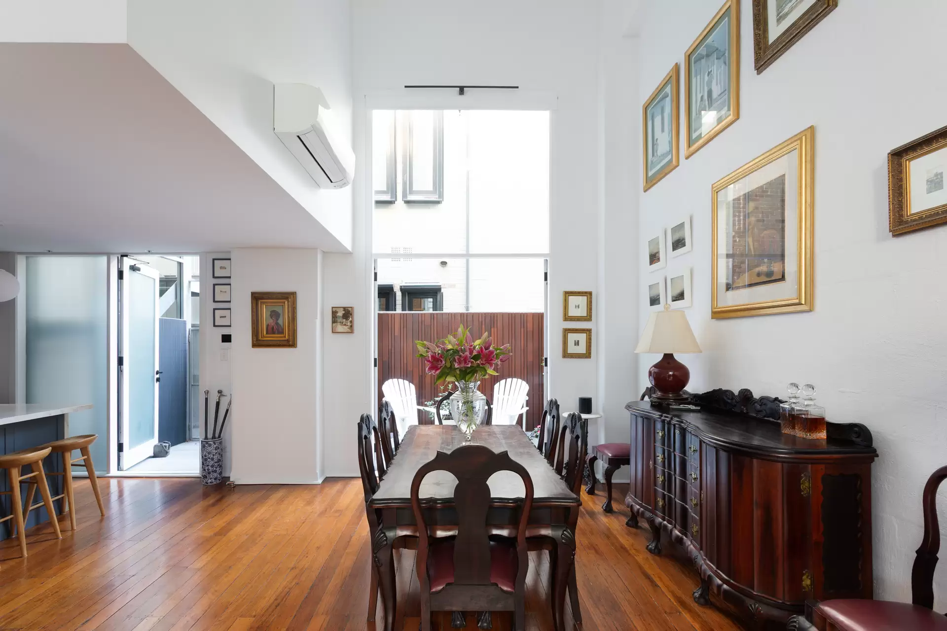 4/92-96 Albion Street, Surry Hills Sold by Sydney Sotheby's International Realty - image 1