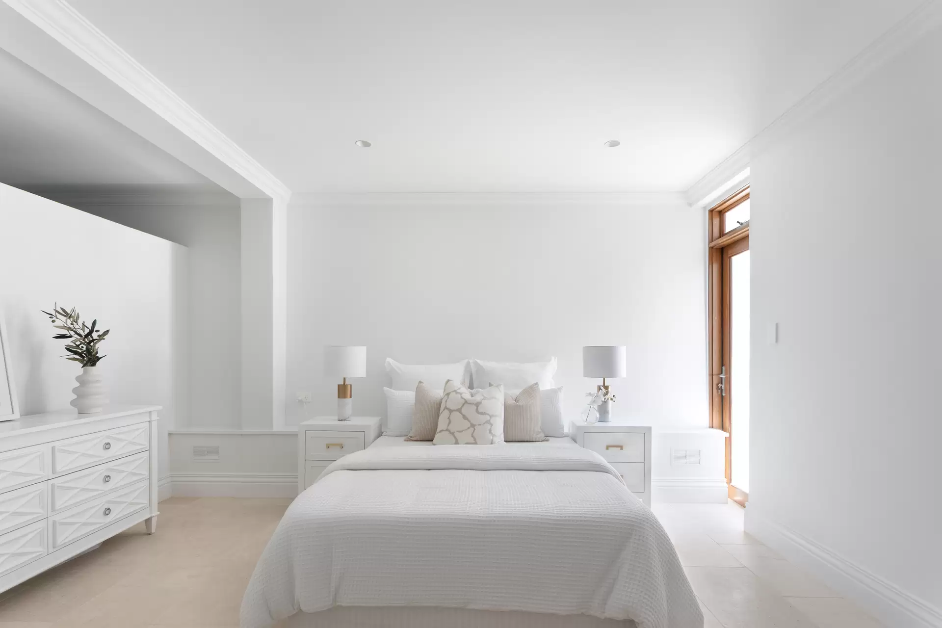 112 Wallis Street, Woollahra Sold by Sydney Sotheby's International Realty - image 1