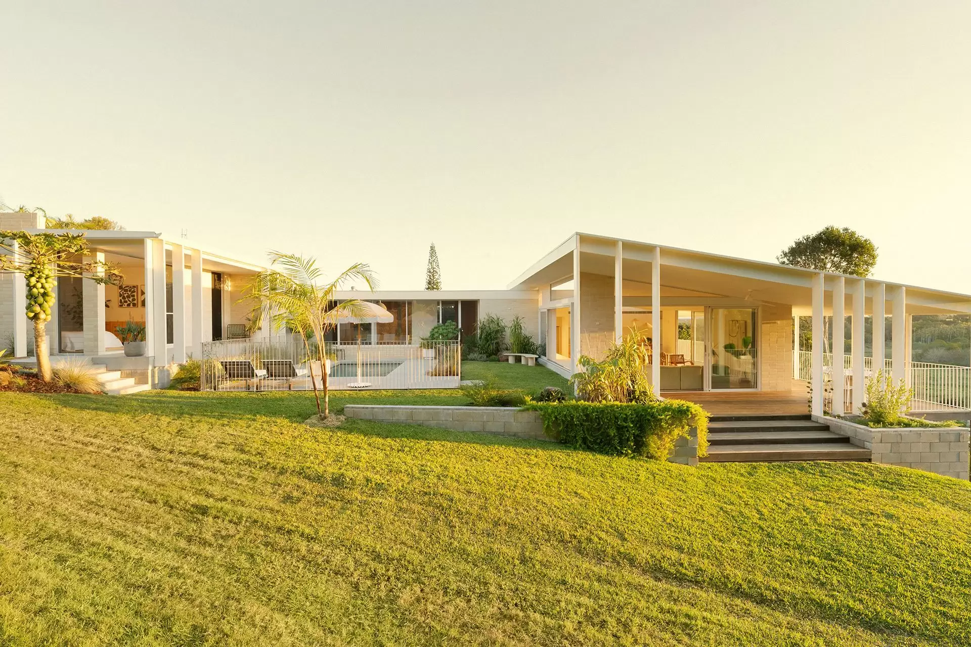 61 Henderson Drive, Lennox Head Sold by Sydney Sotheby's International Realty - image 1