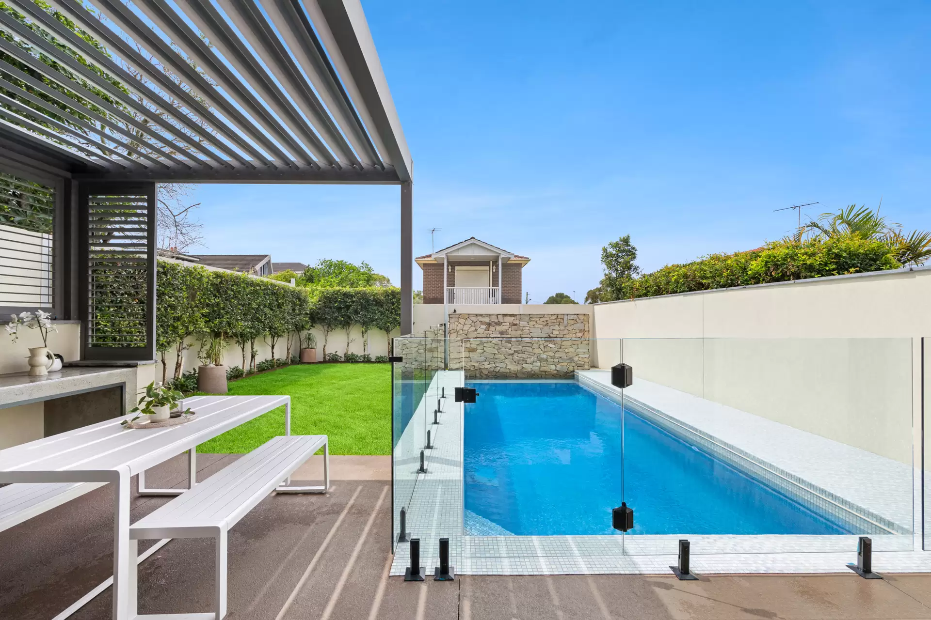 44 Gale Road, Maroubra Sold by Sydney Sotheby's International Realty - image 3