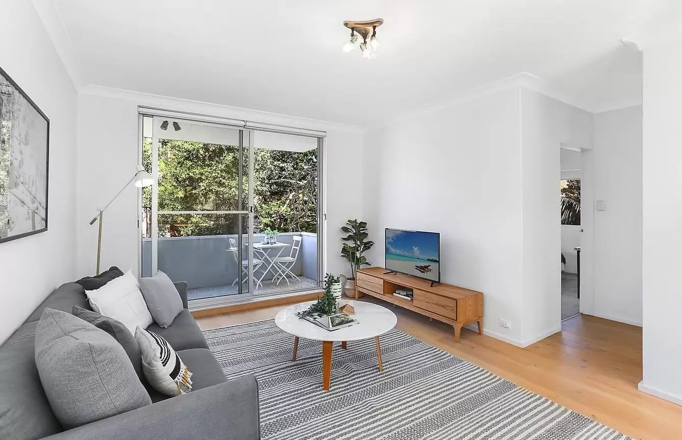 1/227 Oberon Street, Coogee Sold by Sydney Sotheby's International Realty - image 1