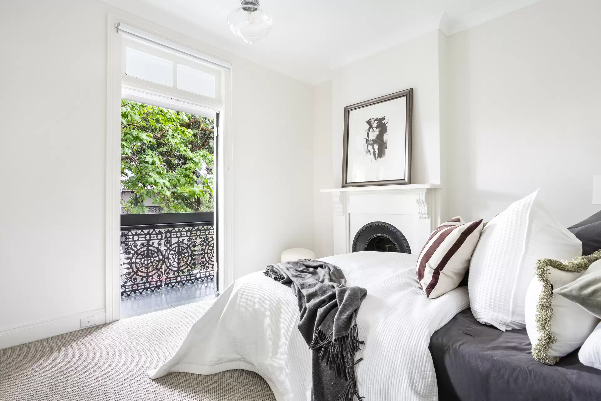 137 Paddington Street, Paddington Sold by Sydney Sotheby's International Realty - image 1