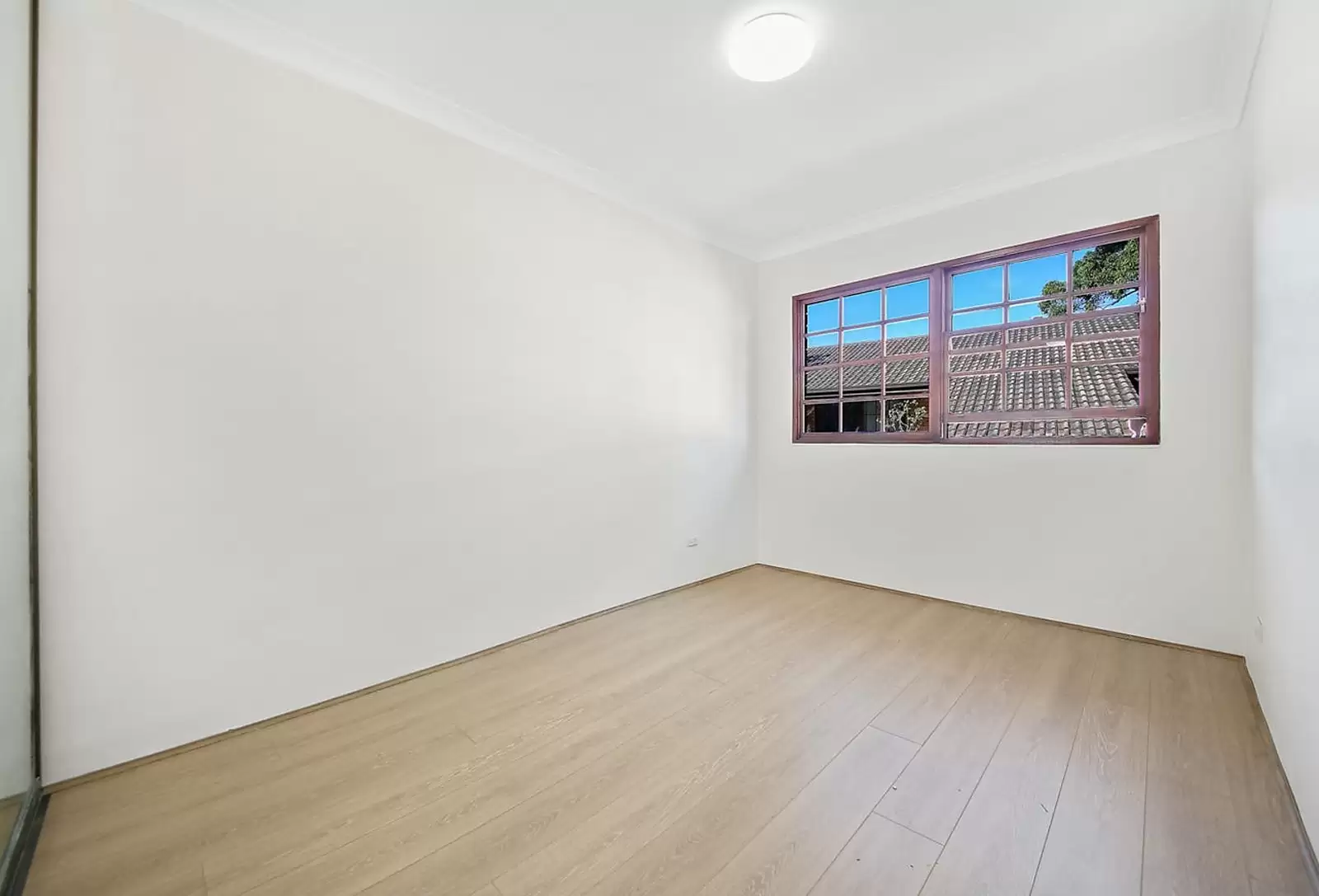 6/83-91 Wilson Street, Newtown Sold by Sydney Sotheby's International Realty - image 4